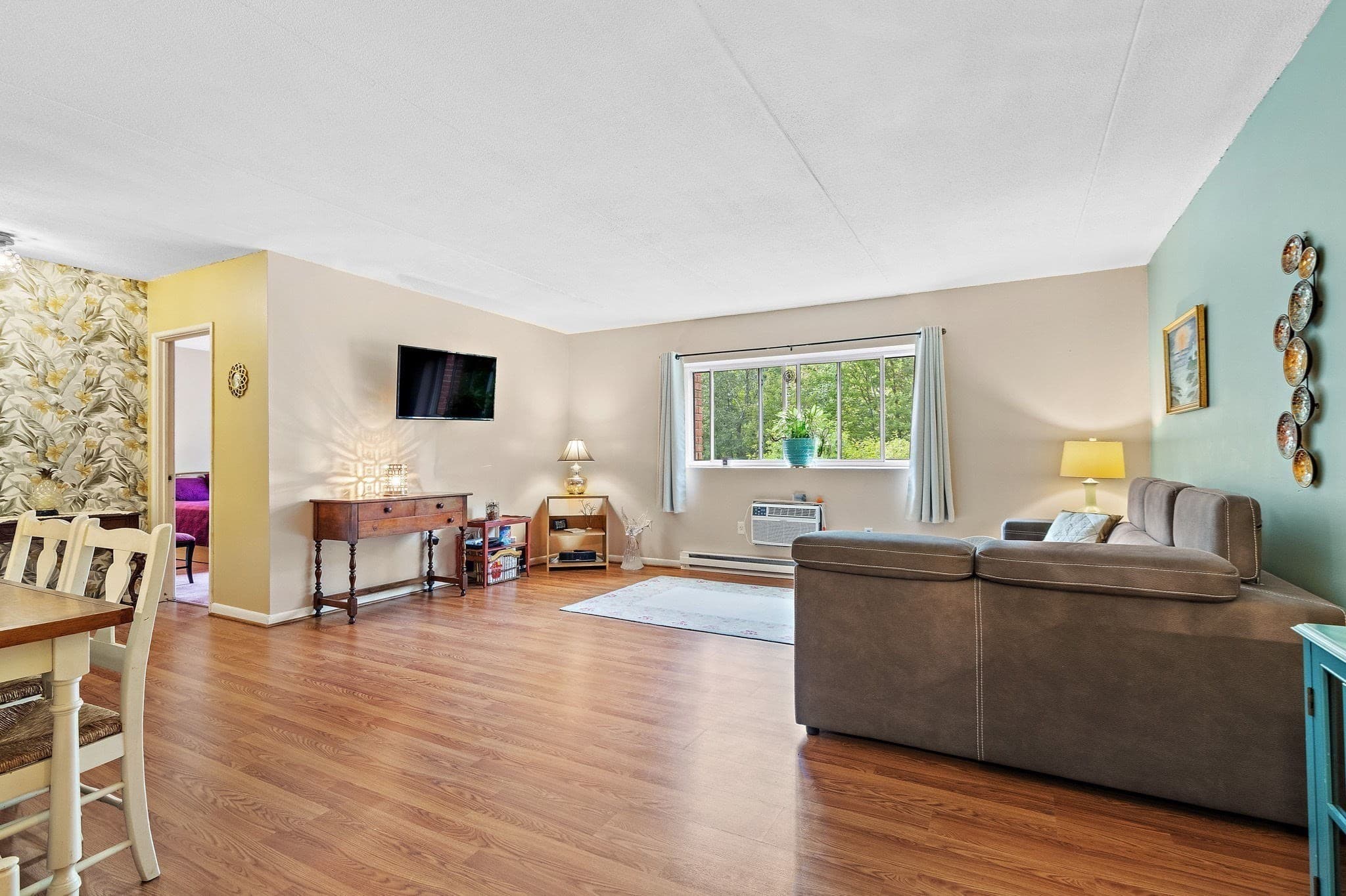 Condominium at 49 Windsor Dr # 301, Holliston MA 01746, photo 6 of 21