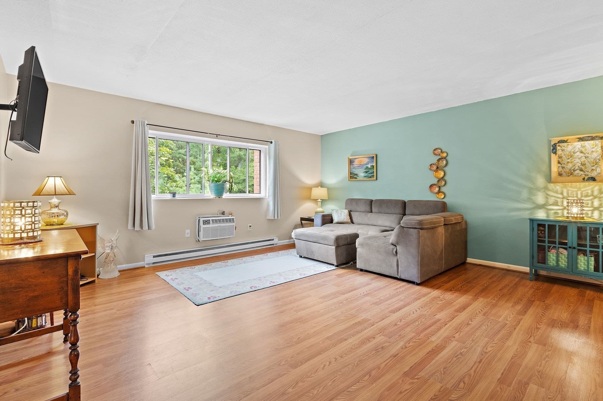 Condominium at 49 Windsor Dr # 301, Holliston MA 01746, photo 3 of 21