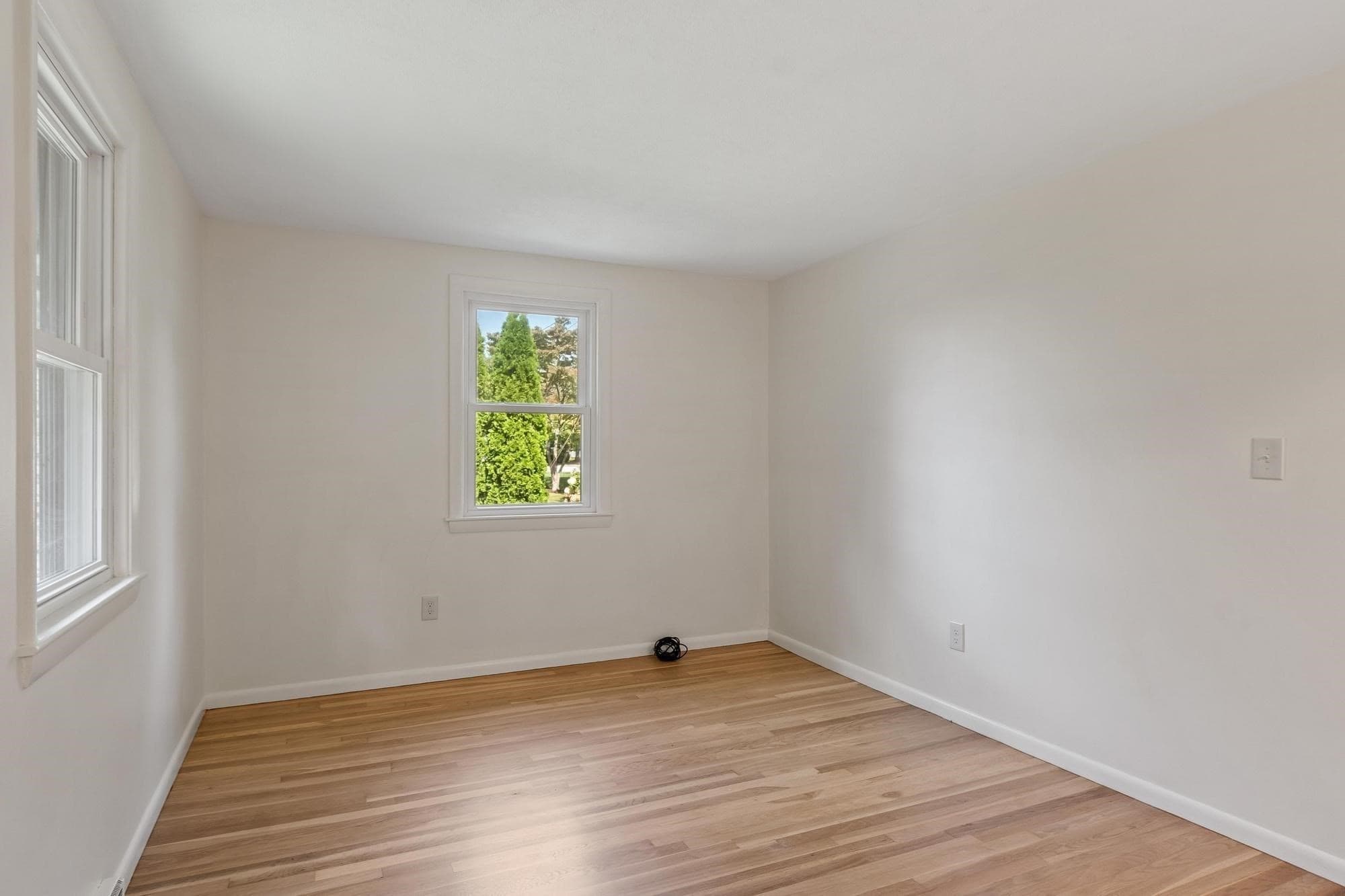 Single Family Residence at 136 Ridge Rd, Marlborough MA 01752, Marlborough, photo 13 of 31