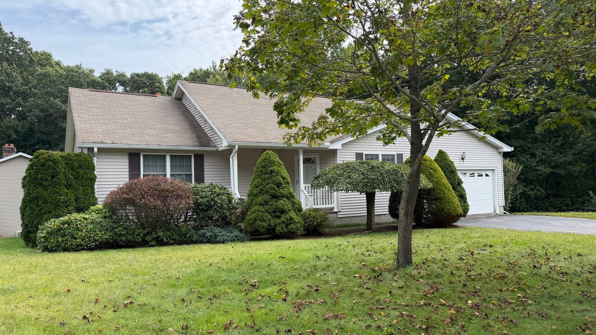 12 Deerfield Cir, Auburn MA 01501