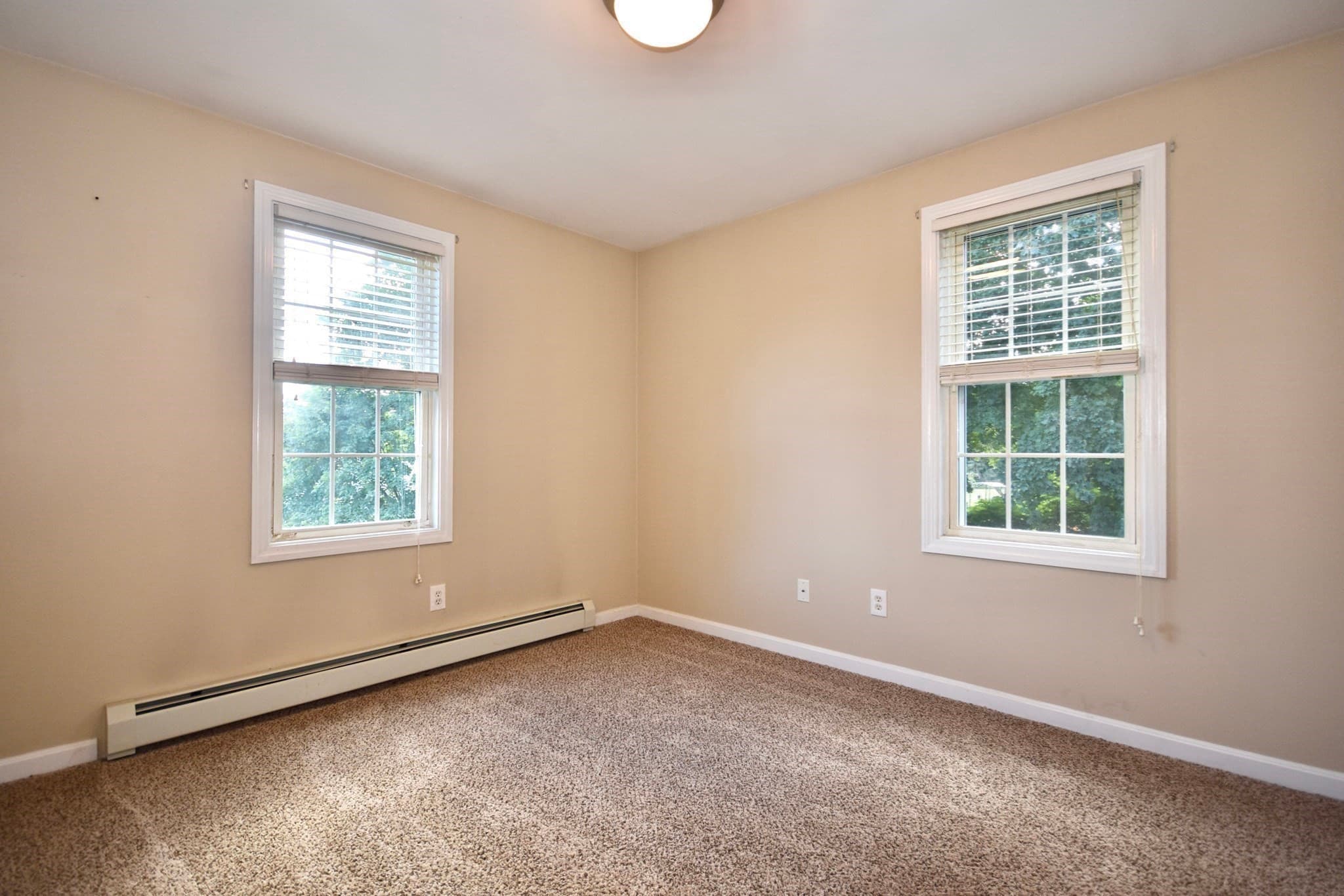 Condominium at 581 Plymouth St # 581, Middleboro MA 02346, Middleboro, photo 17 of 23