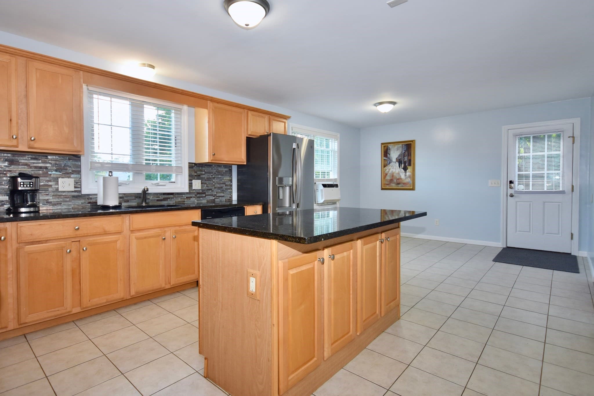 Condominium at 581 Plymouth St # 581, Middleboro MA 02346, Middleboro, photo 9 of 23