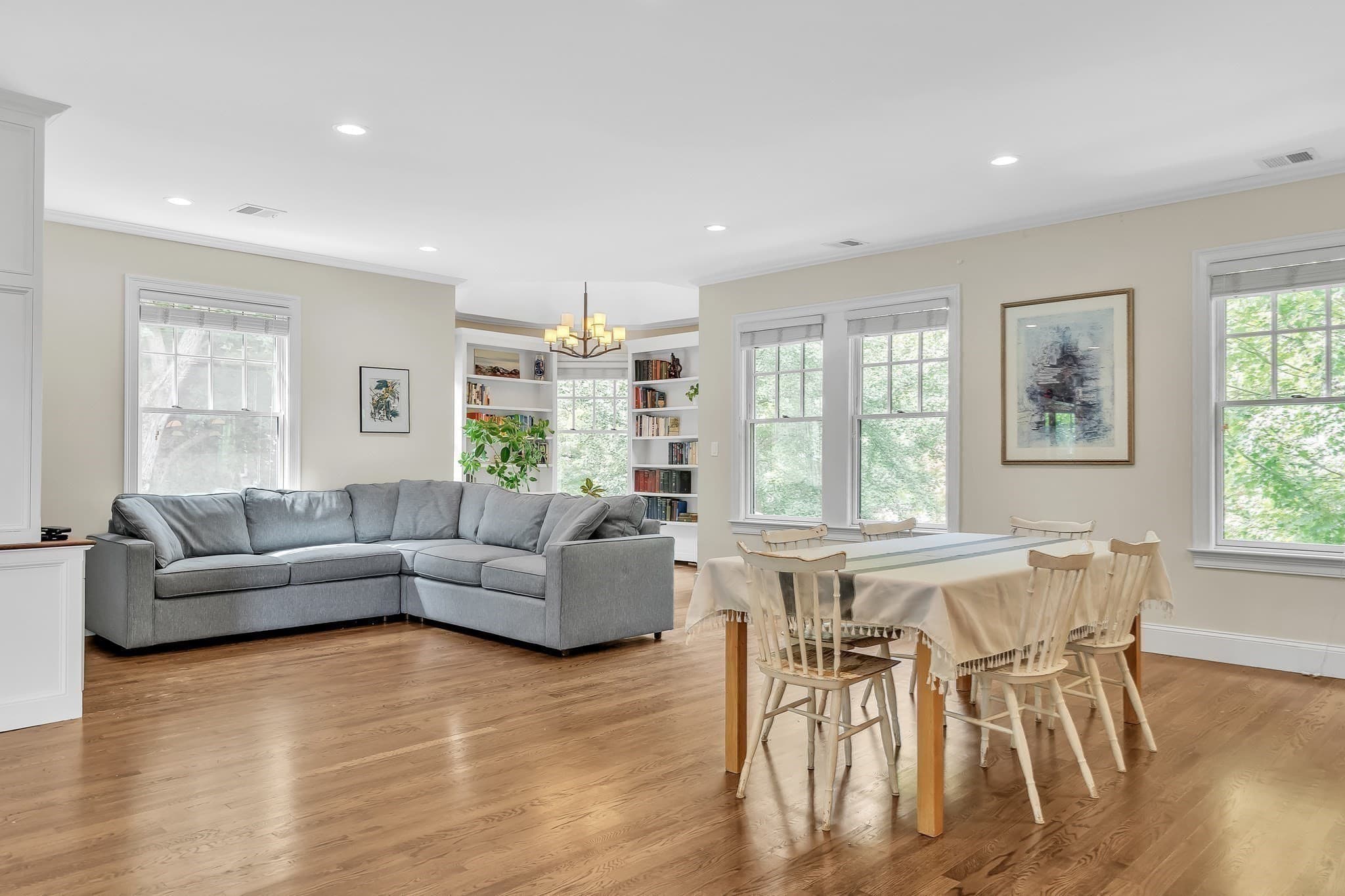 Condominium at 131 Winchester St # 131, Brookline MA 02446, Brookline, photo 4 of 23