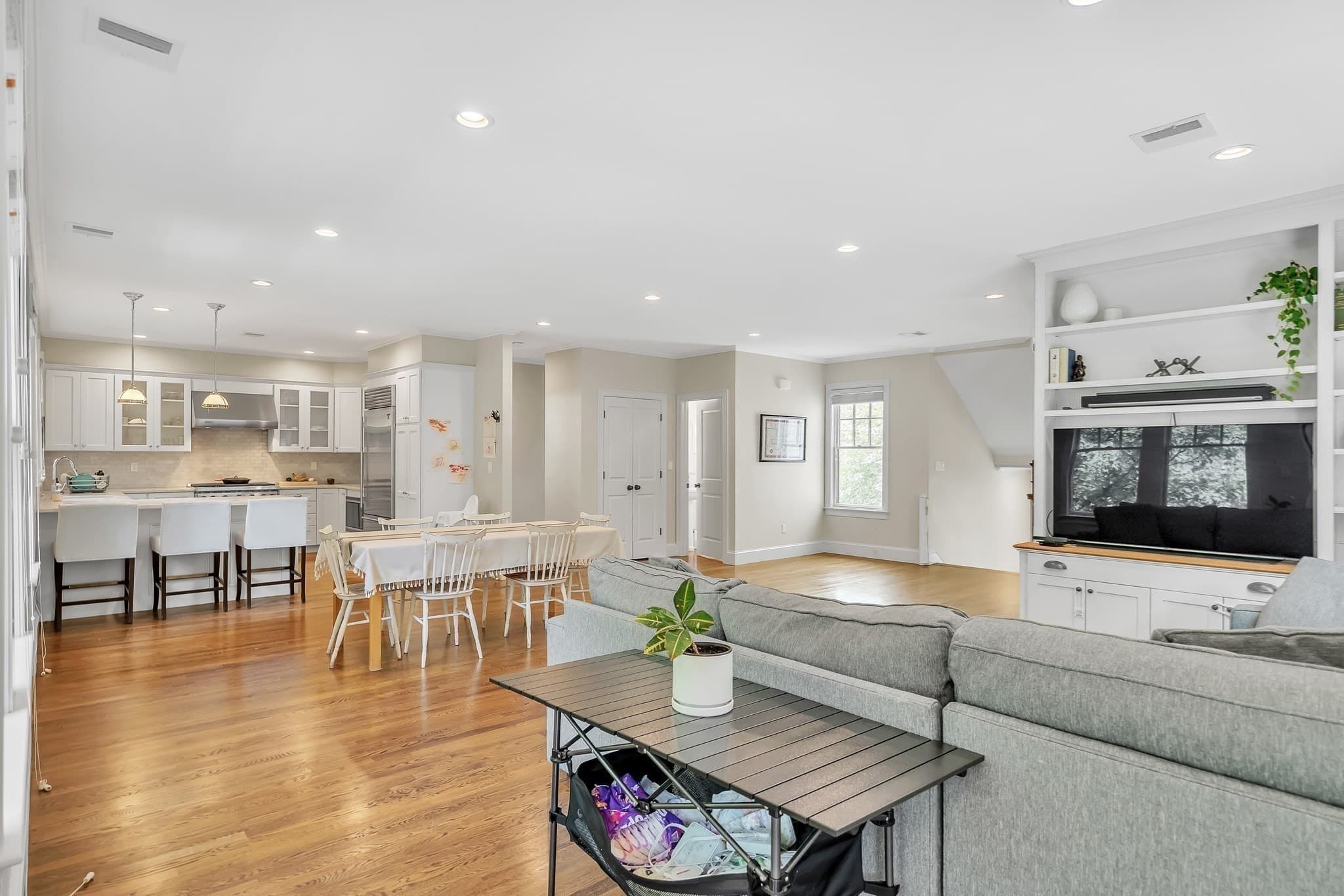Condominium at 131 Winchester St # 131, Brookline MA 02446, Brookline, photo 8 of 23
