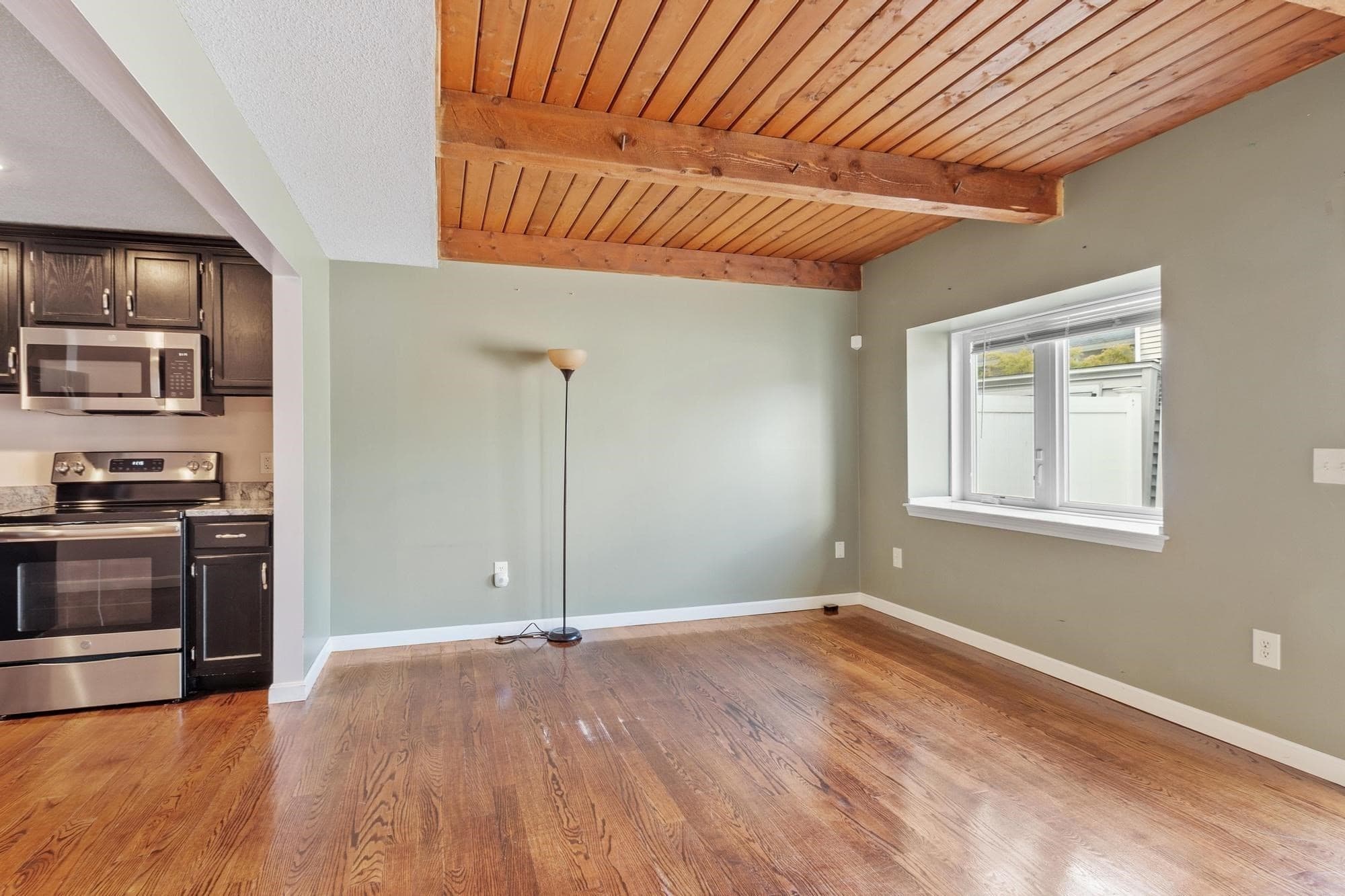 Condominium at 43 Meadow Pond Dr # A, Leominster MA 01453, Leominster, photo 6 of 36