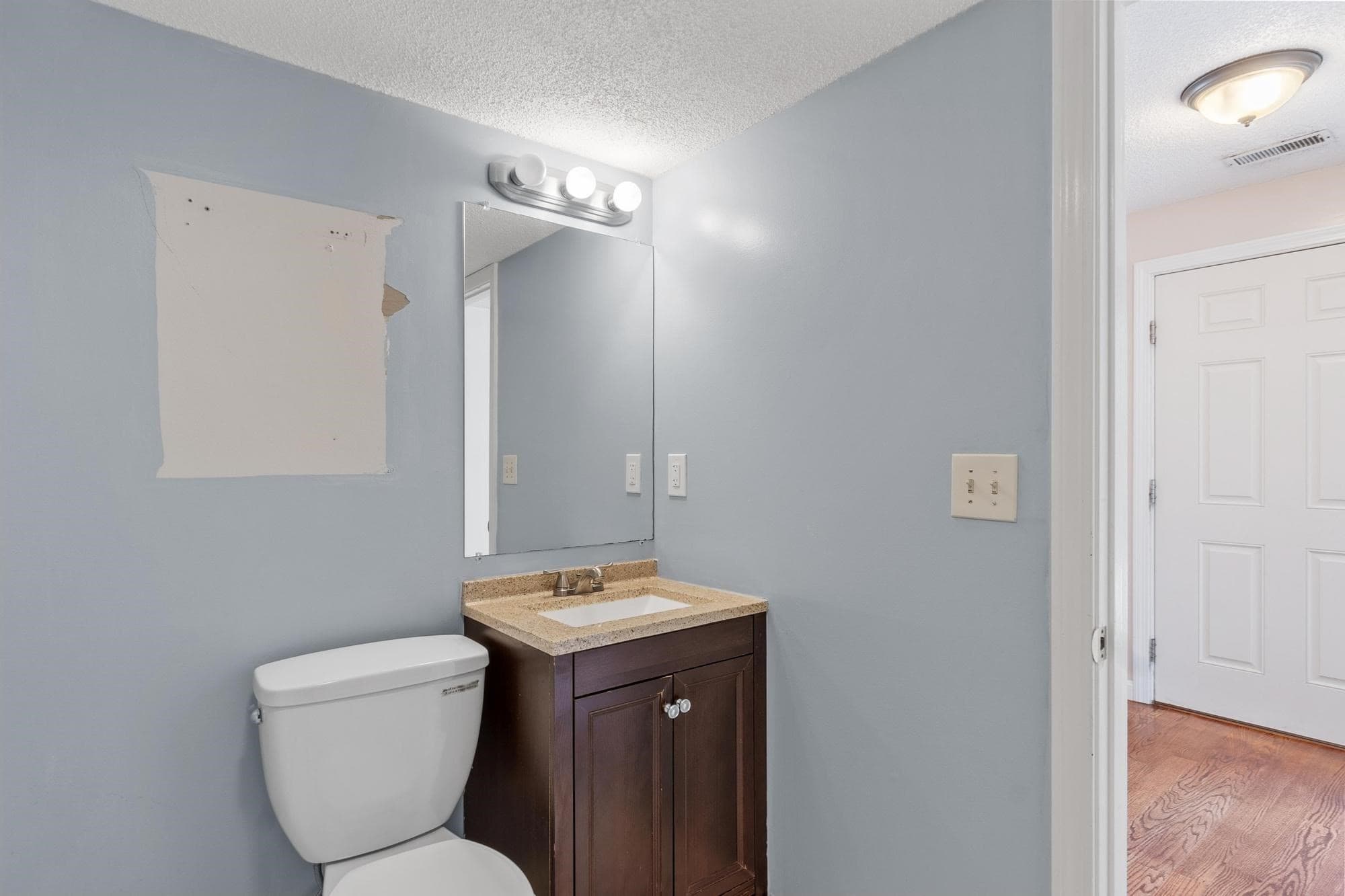Condominium at 43 Meadow Pond Dr # A, Leominster MA 01453, Leominster, photo 13 of 36