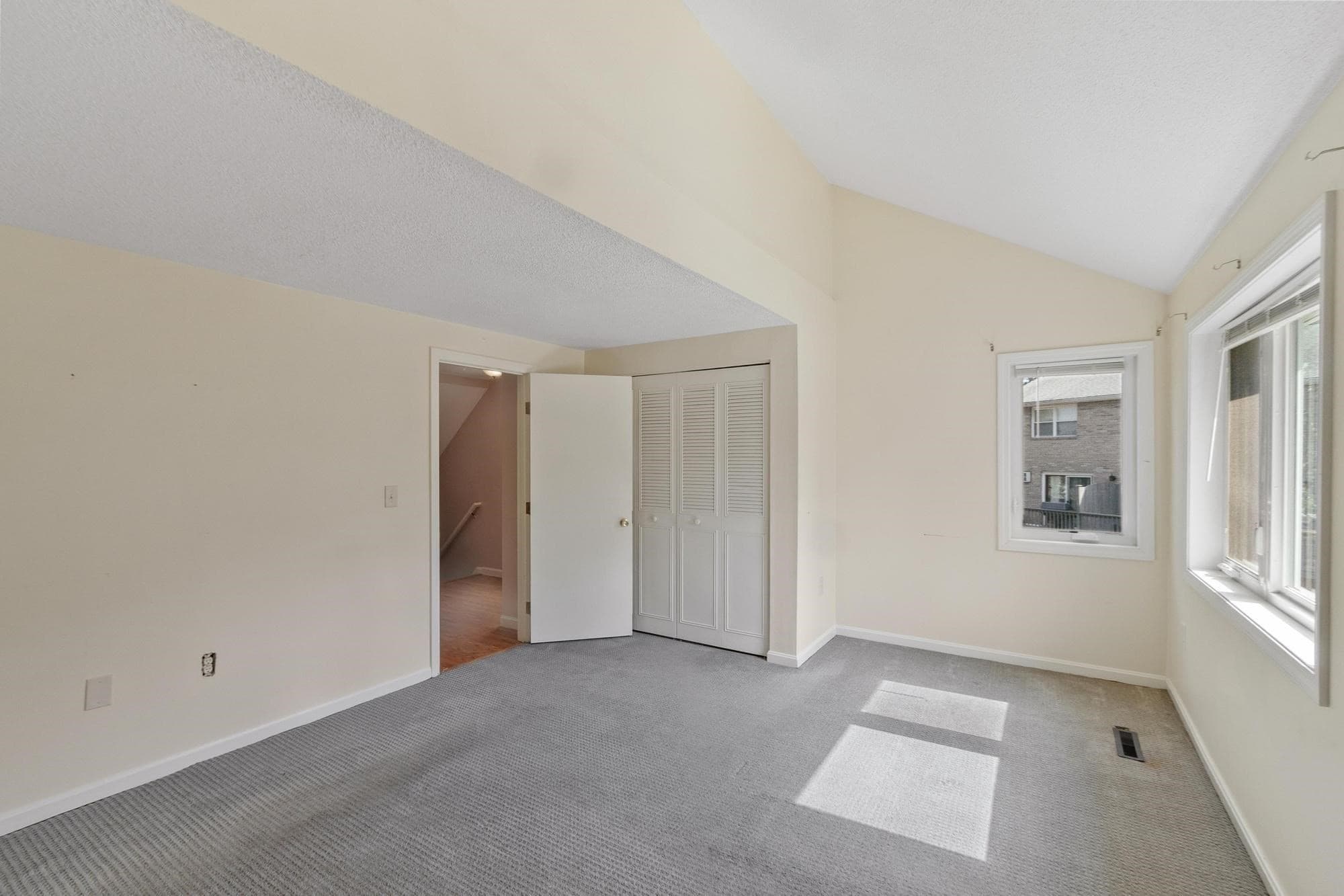 Condominium at 43 Meadow Pond Dr # A, Leominster MA 01453, Leominster, photo 16 of 36