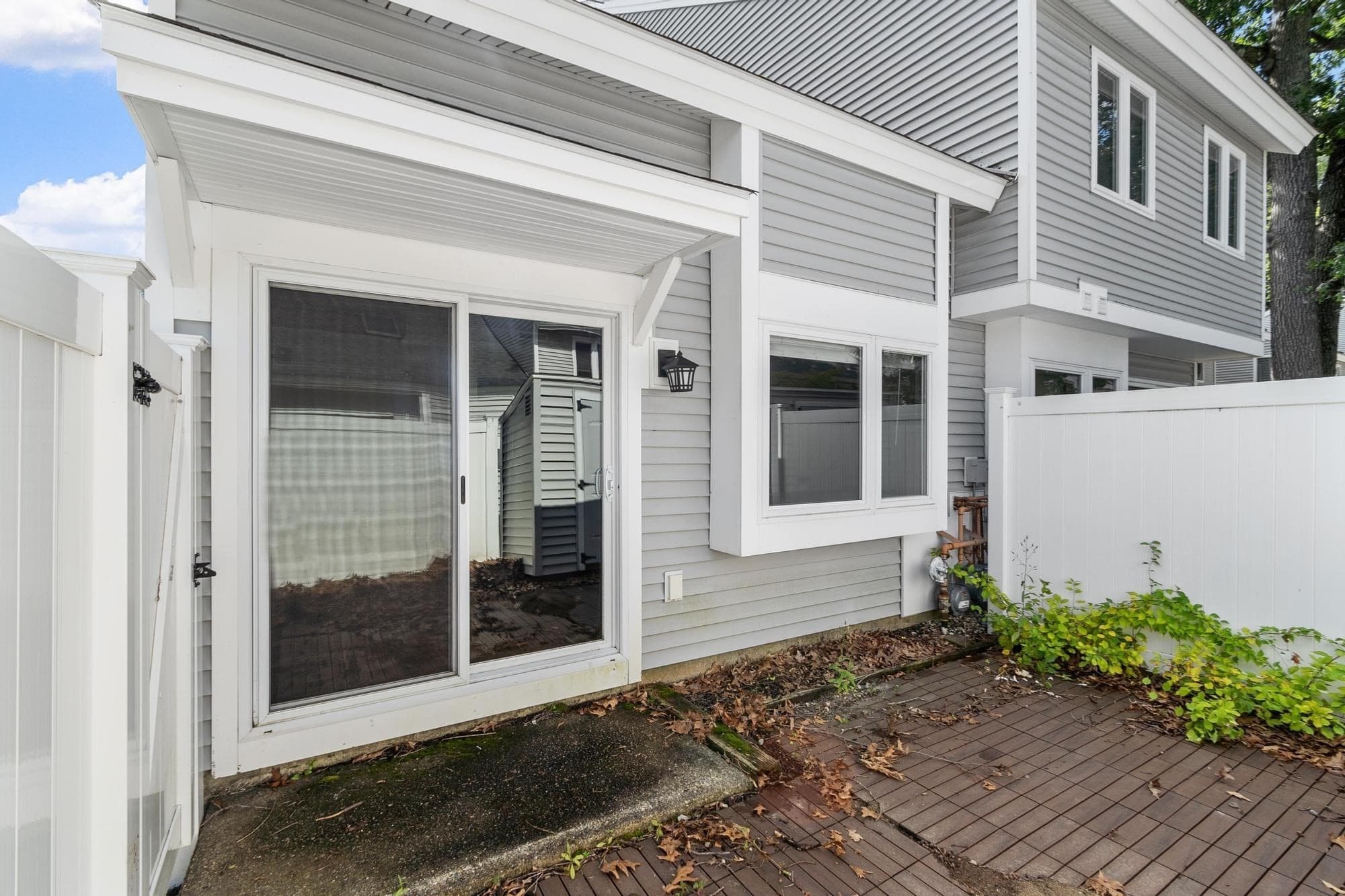 Condominium at 43 Meadow Pond Dr # A, Leominster MA 01453, Leominster, photo 28 of 36