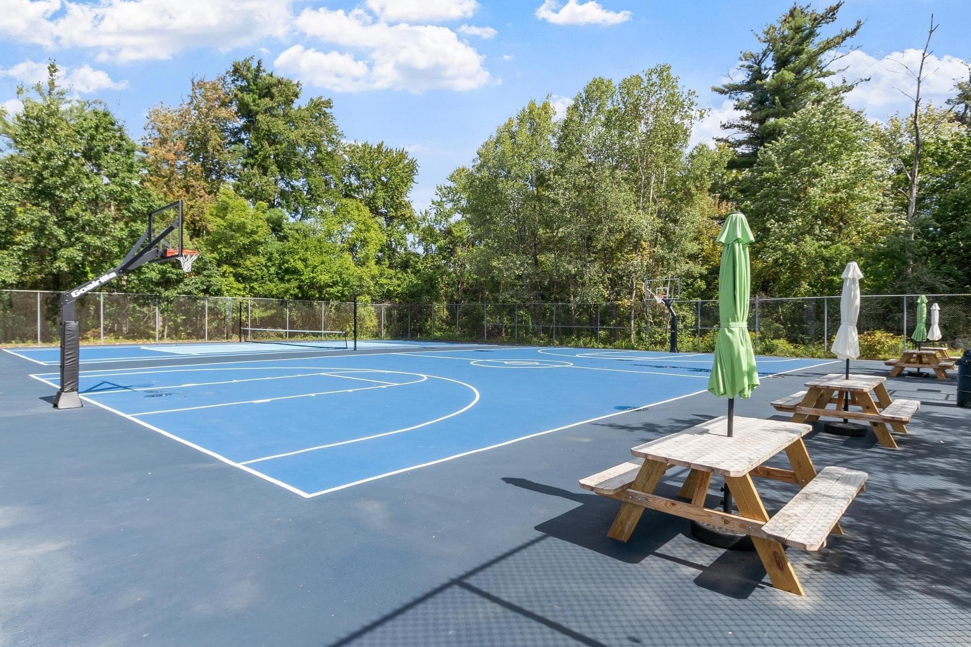 Condominium at 43 Meadow Pond Dr # A, Leominster MA 01453, Leominster, photo 33 of 36