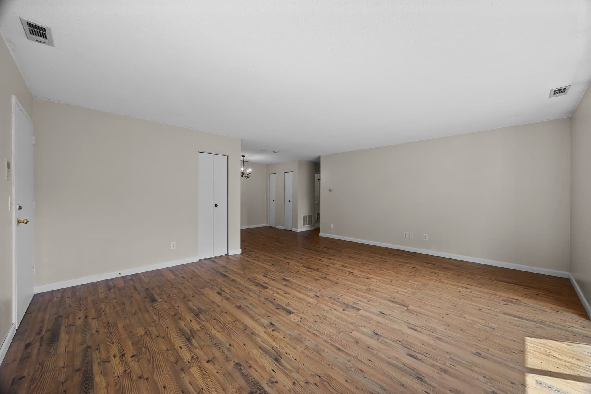 Condominium at 9 Thayer Pond Dr # 8, Oxford MA 01537, Oxford, photo 13 of 34