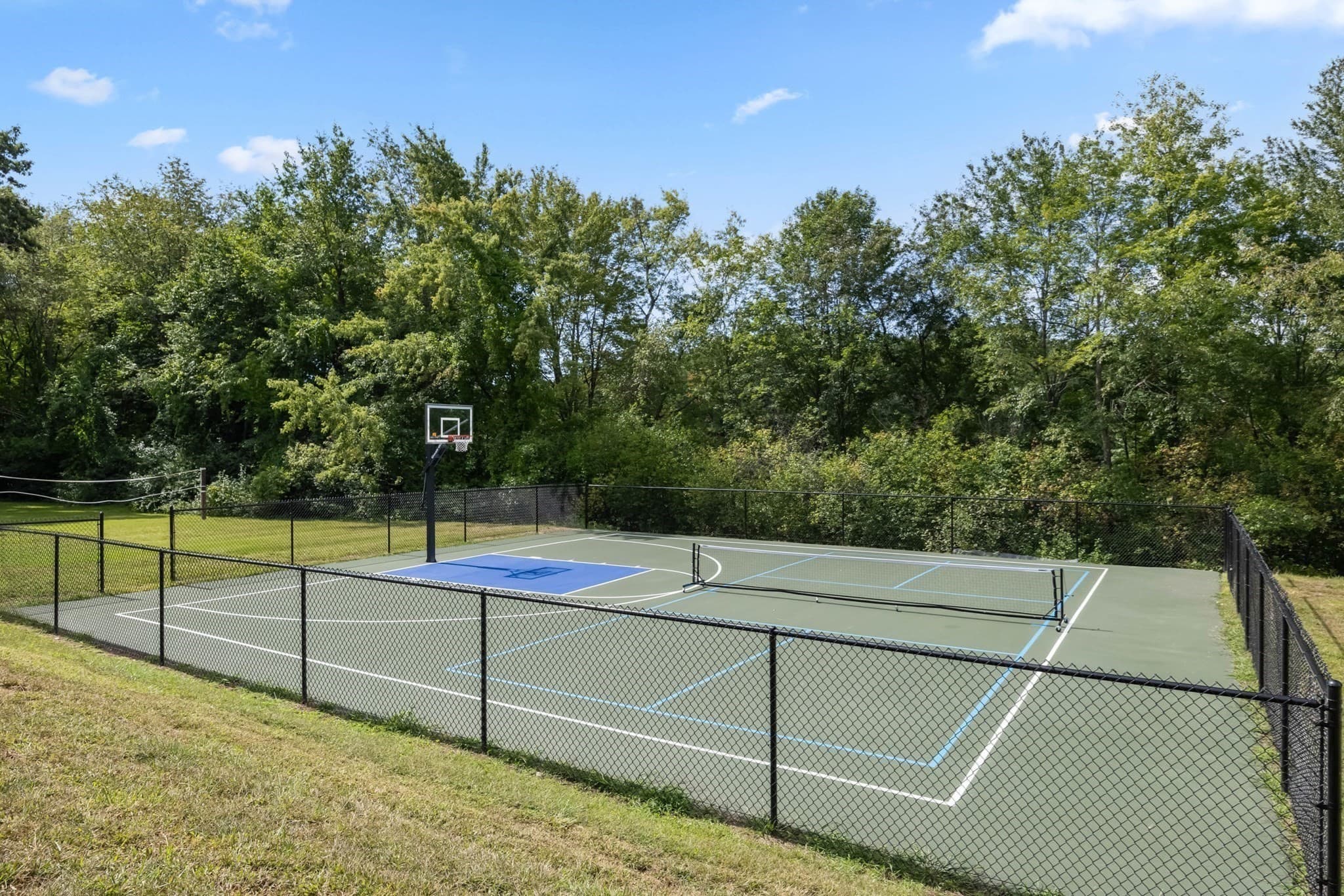 Condominium at 9 Thayer Pond Dr # 8, Oxford MA 01537, Oxford, photo 26 of 34