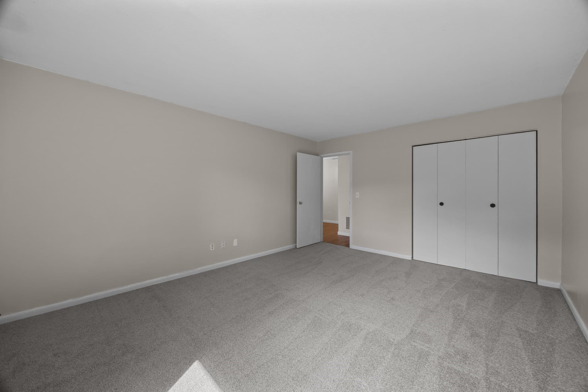 Condominium at 9 Thayer Pond Dr # 8, Oxford MA 01537, Oxford, photo 21 of 34