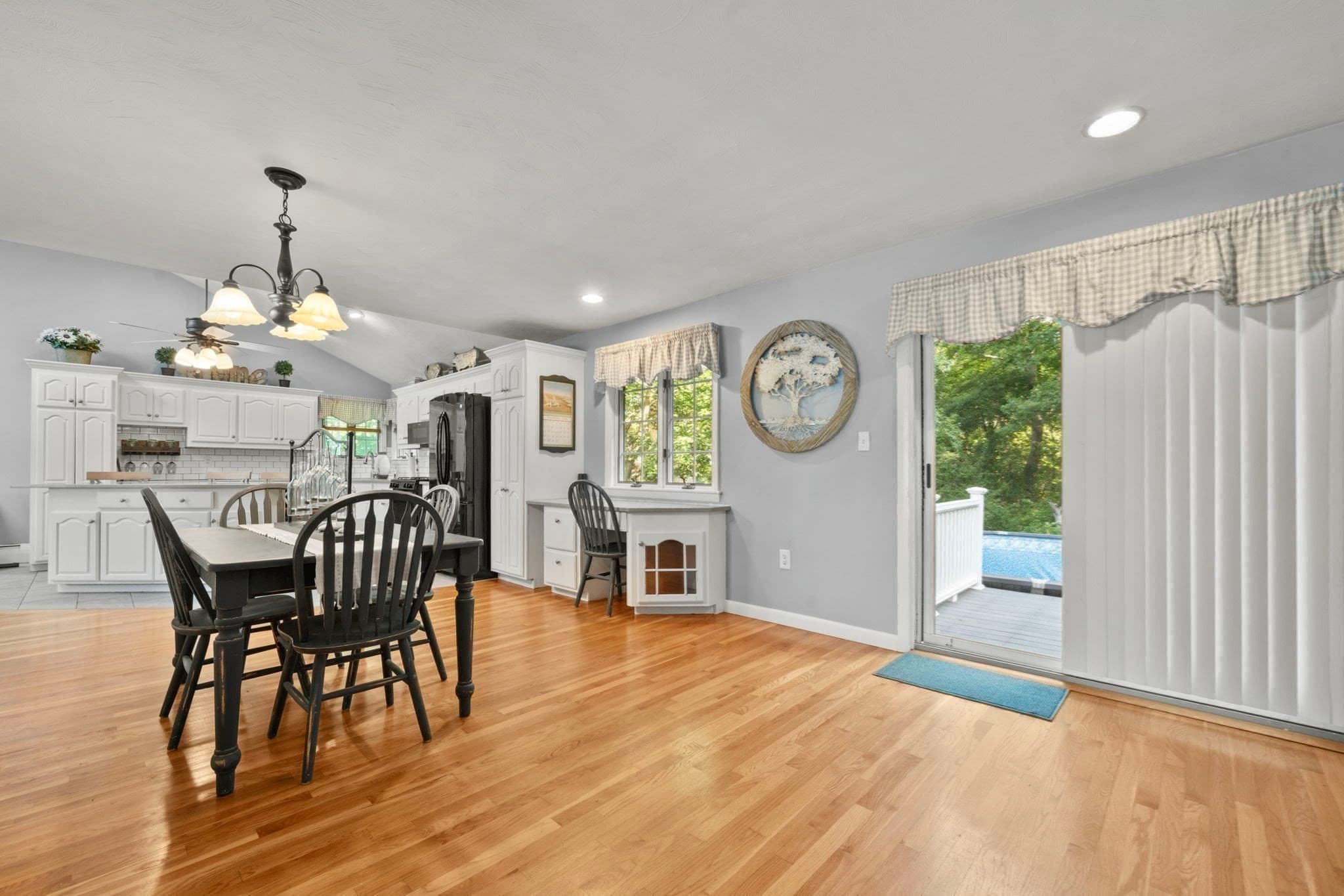 Single Family Residence at 31 Columbus Road, Woburn MA 01801, Woburn, photo 13 of 38