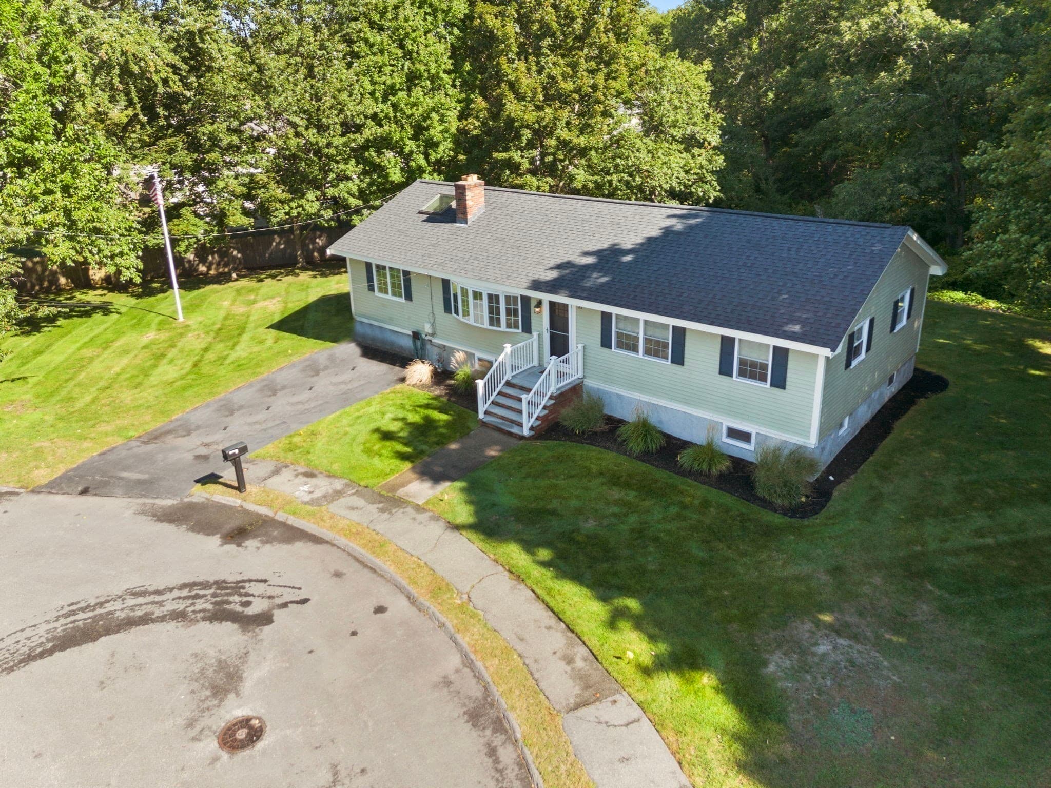 Single Family Residence at 31 Columbus Road, Woburn MA 01801, Woburn, photo 3 of 38