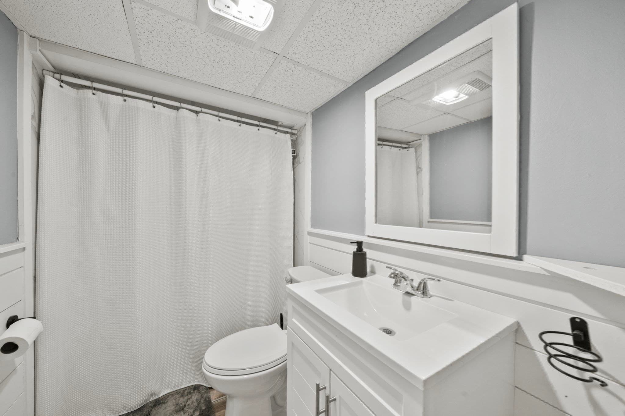 Single Family Residence at 31 Columbus Road, Woburn MA 01801, Woburn, photo 30 of 38