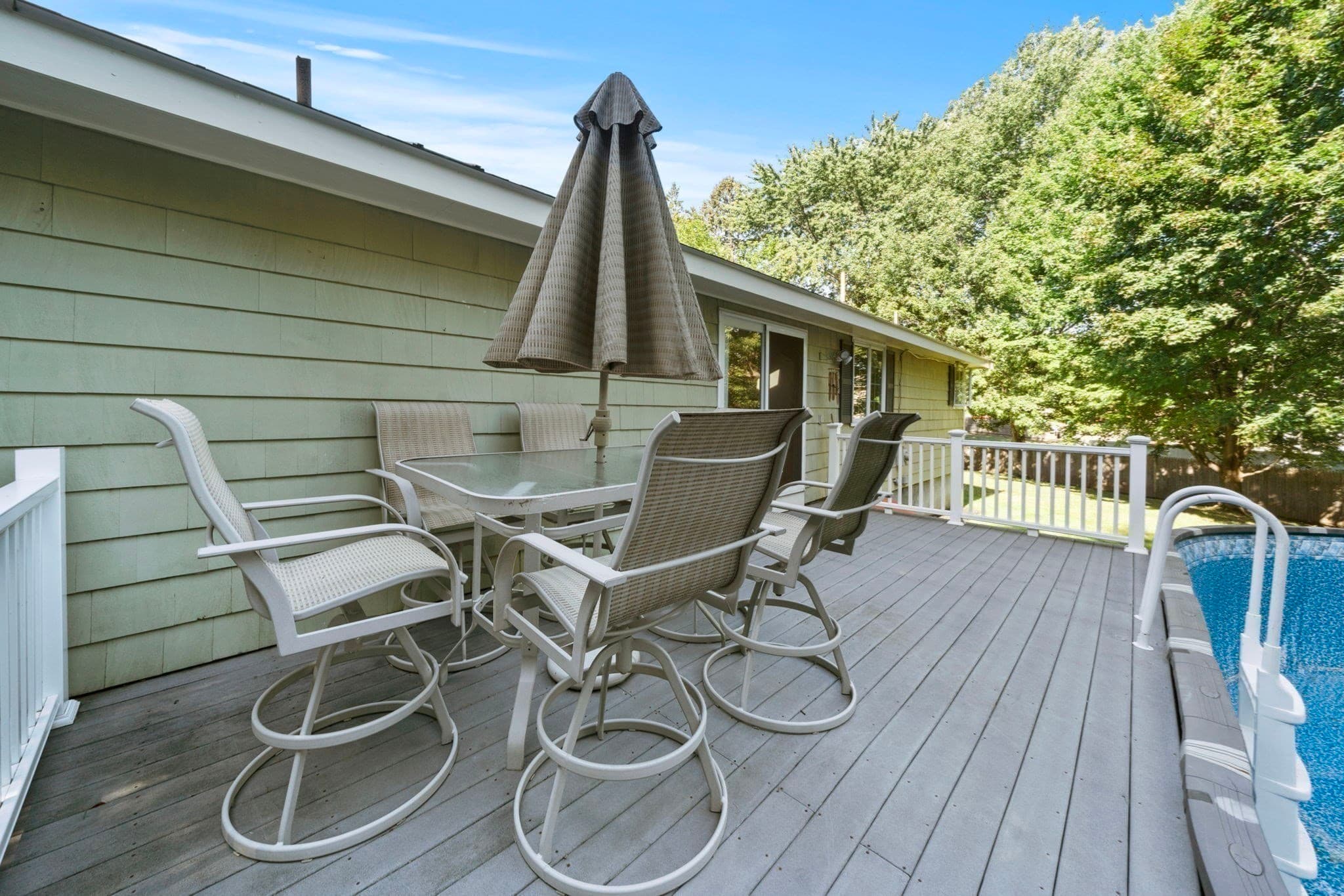 Single Family Residence at 31 Columbus Road, Woburn MA 01801, Woburn, photo 33 of 38