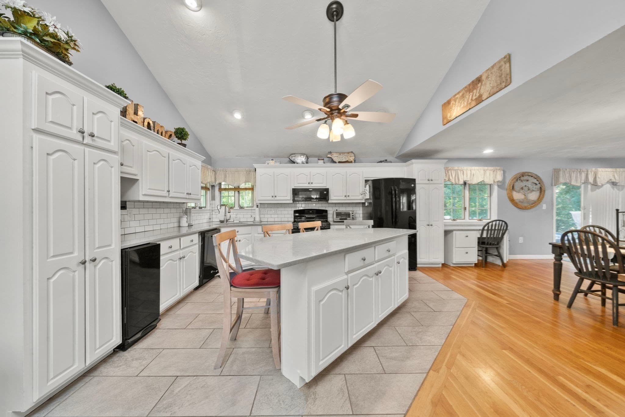 Single Family Residence at 31 Columbus Road, Woburn MA 01801, Woburn, photo 11 of 38