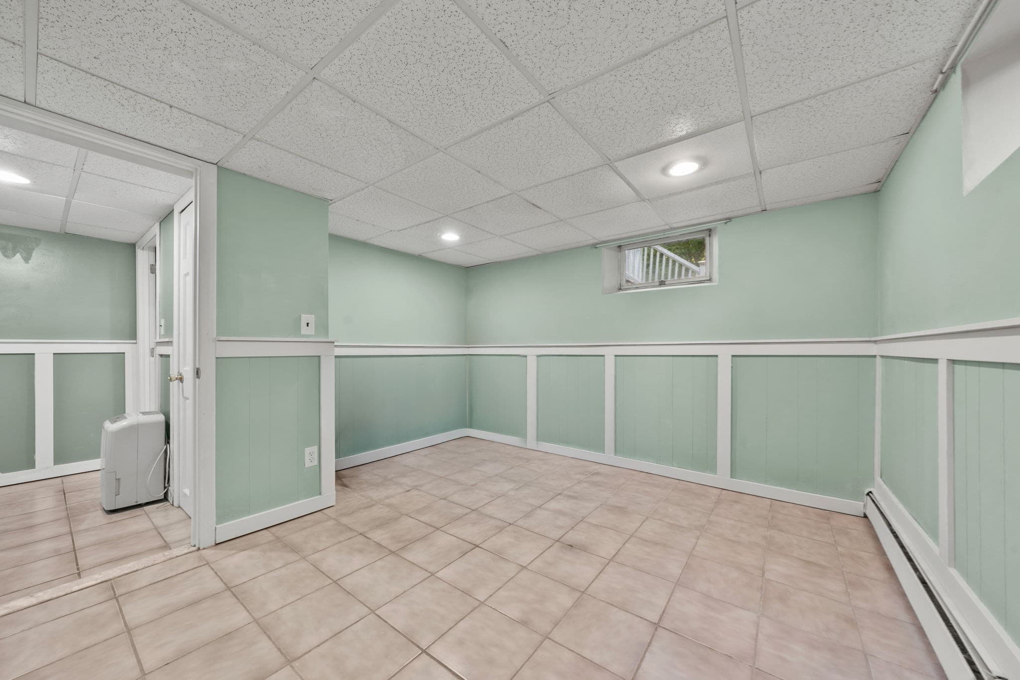 Single Family Residence at 31 Columbus Road, Woburn MA 01801, Woburn, photo 31 of 38