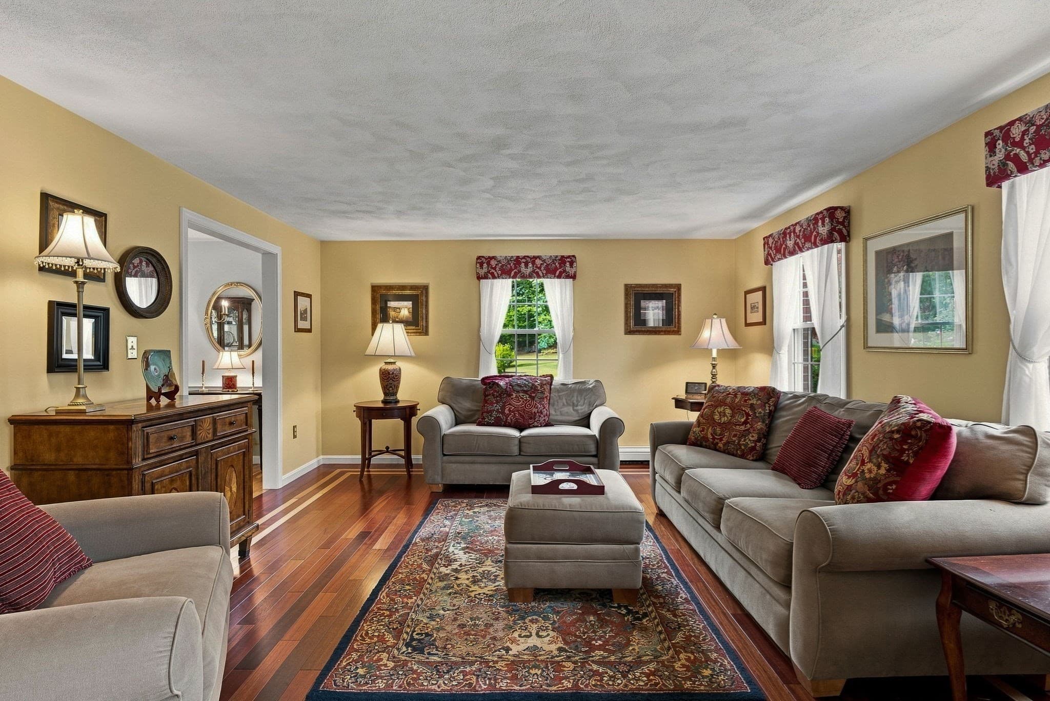 Single Family Residence at 7 Doucette Dr, Marlborough MA 01752, Marlborough, photo 12 of 38