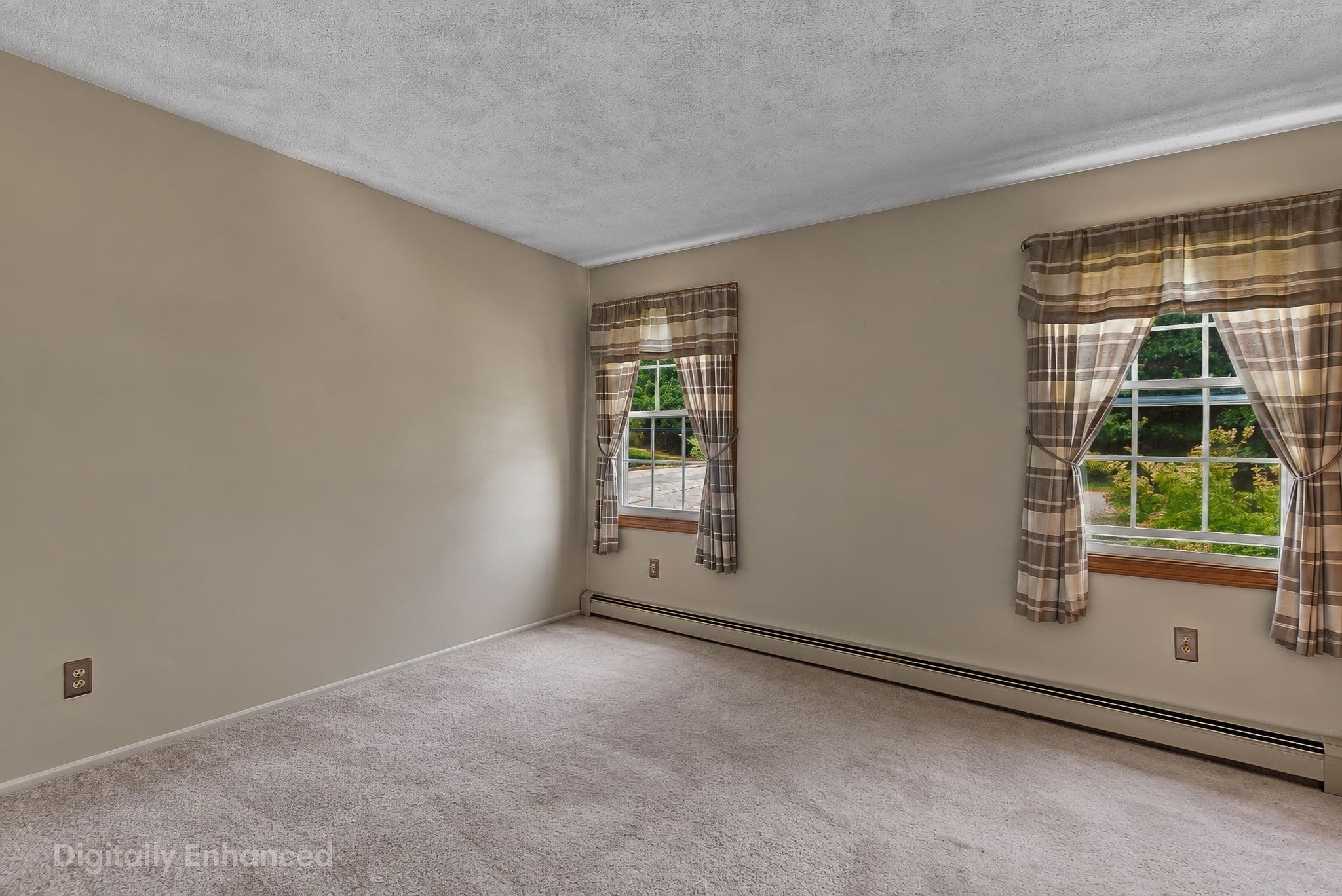 Single Family Residence at 7 Doucette Dr, Marlborough MA 01752, Marlborough, photo 26 of 38