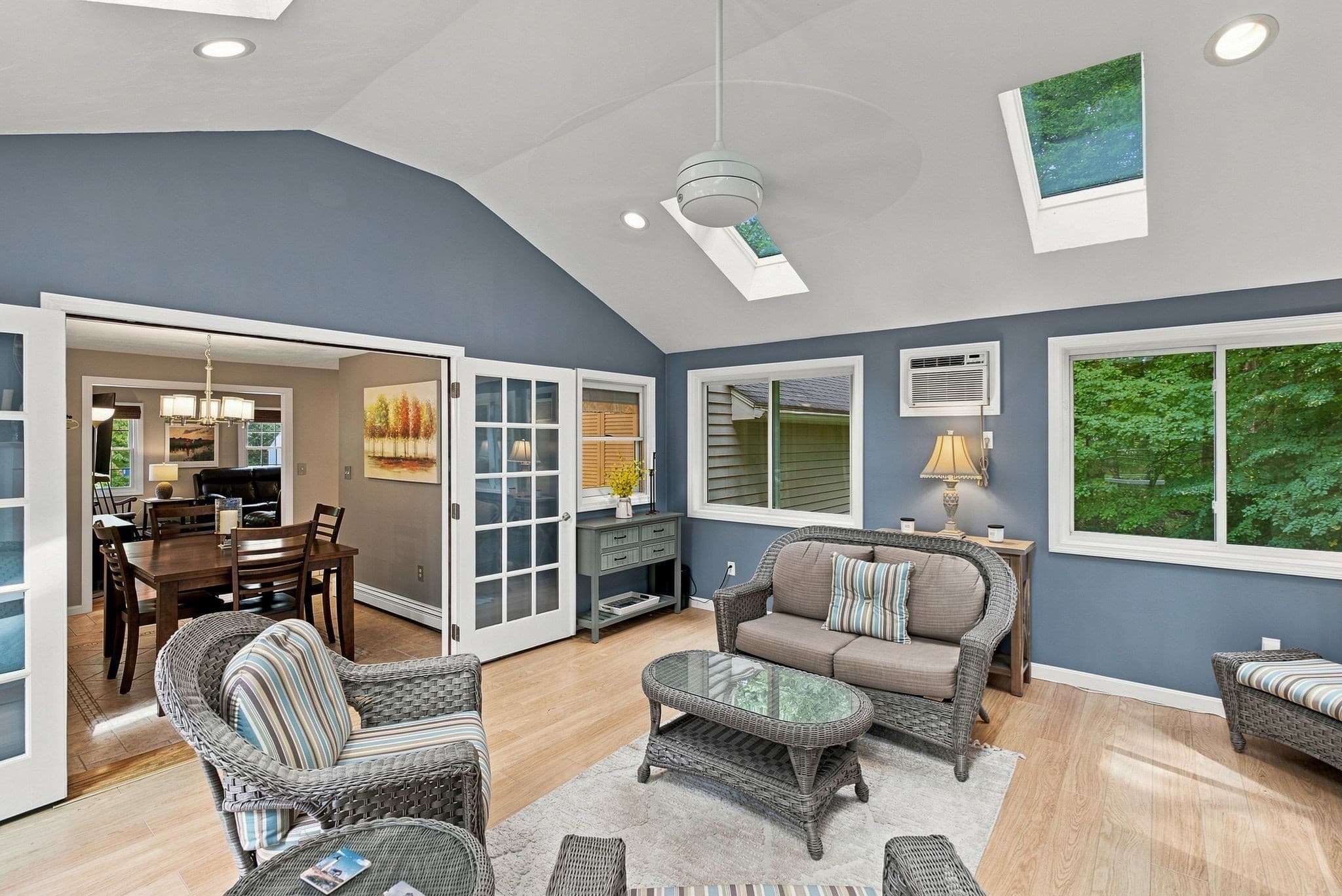 Single Family Residence at 7 Doucette Dr, Marlborough MA 01752, Marlborough, photo 4 of 38