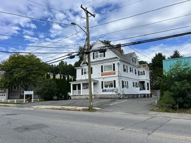 3 Family at 1535 Middlesex Street, Lowell MA 01851, Lowell, photo 2 of 42