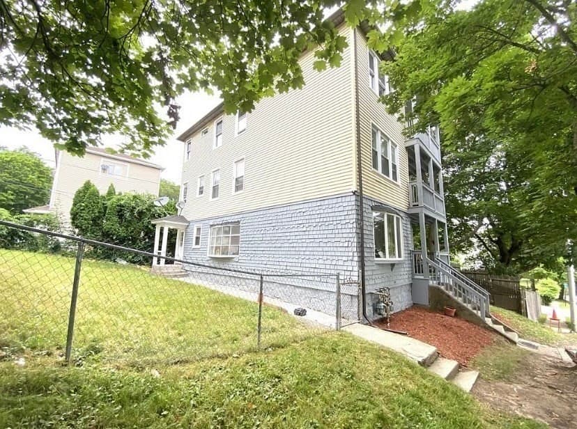 3 Family at 11 Leon St, Worcester MA 01604, Worcester, photo 3 of 24