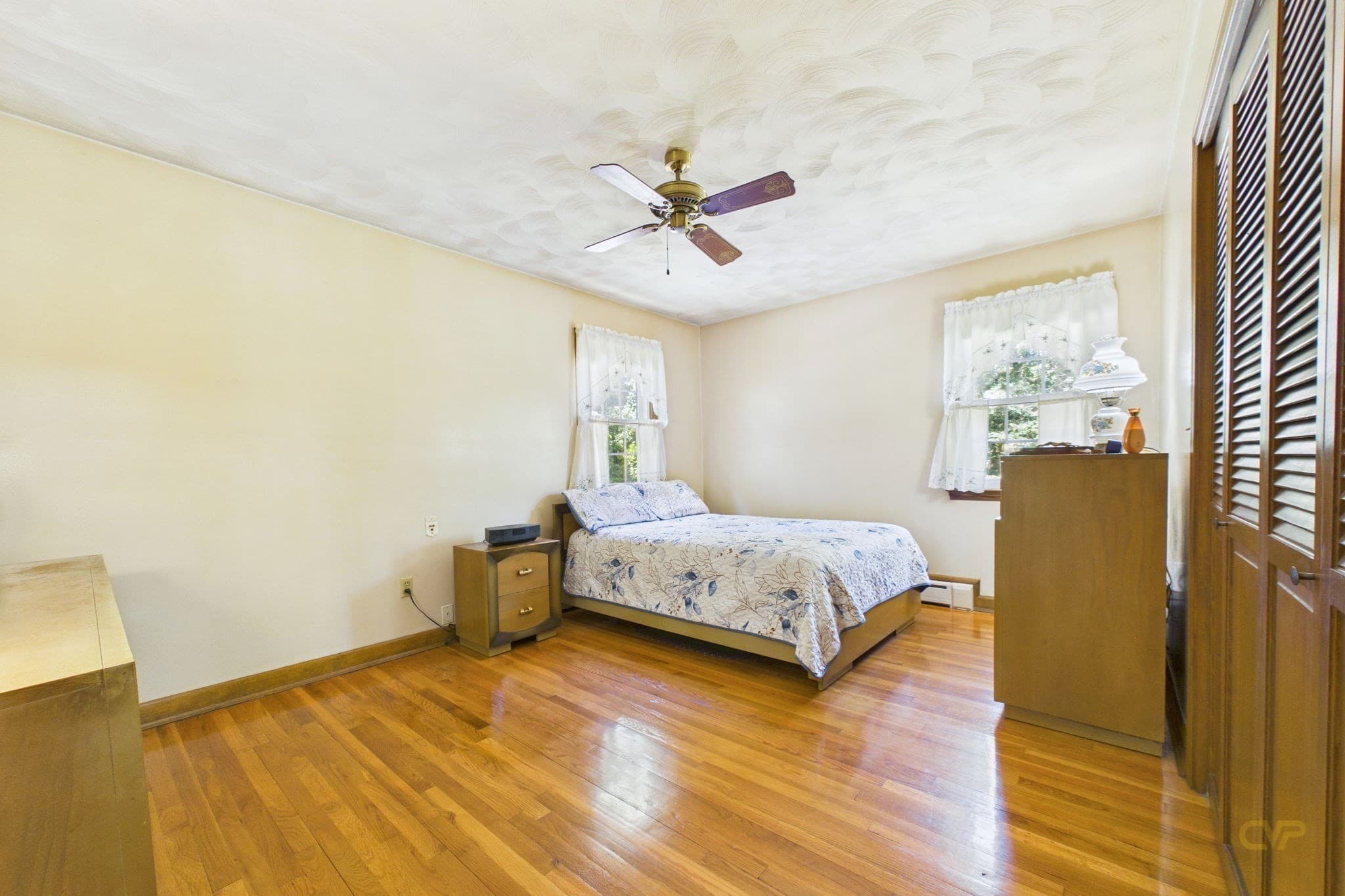 Single Family Residence at 1541 N Hixville Rd, Dartmouth MA 02747, Dartmouth, photo 13 of 32