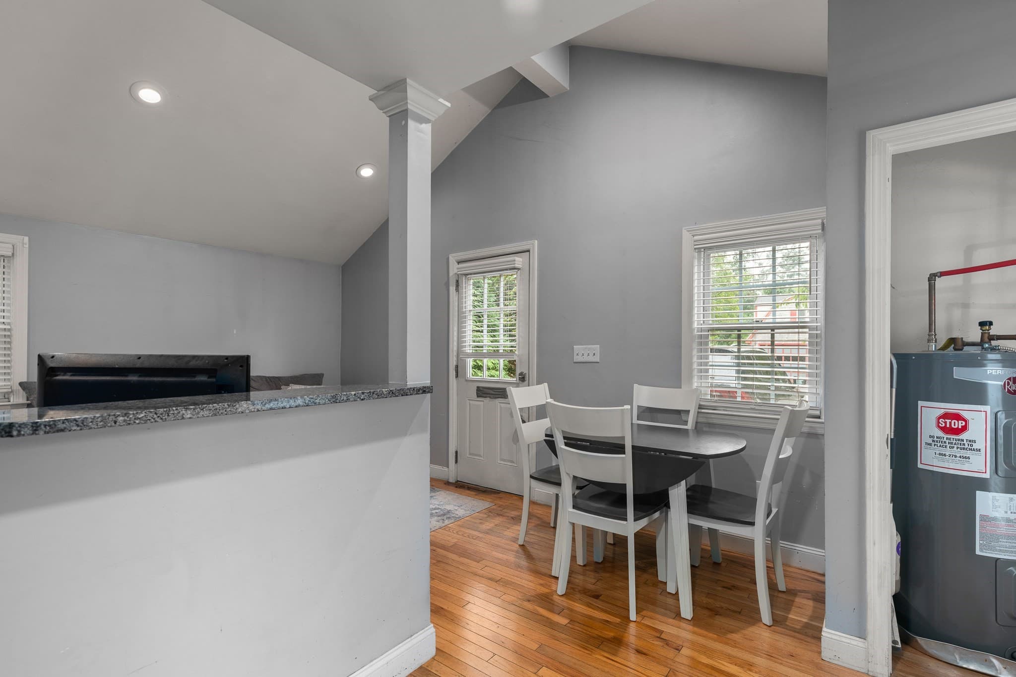 Condominium at 405-R Walnut Street # 405R, Stoughton MA 02072, Stoughton, photo 5 of 18