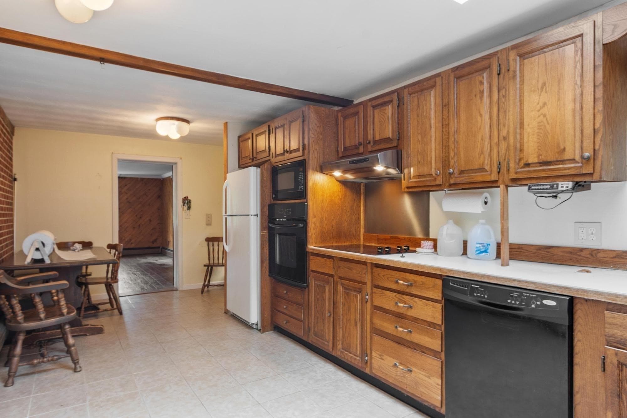 Single Family Residence at 4 Algonquin Rd, Chelmsford MA 01824, photo 17 of 31