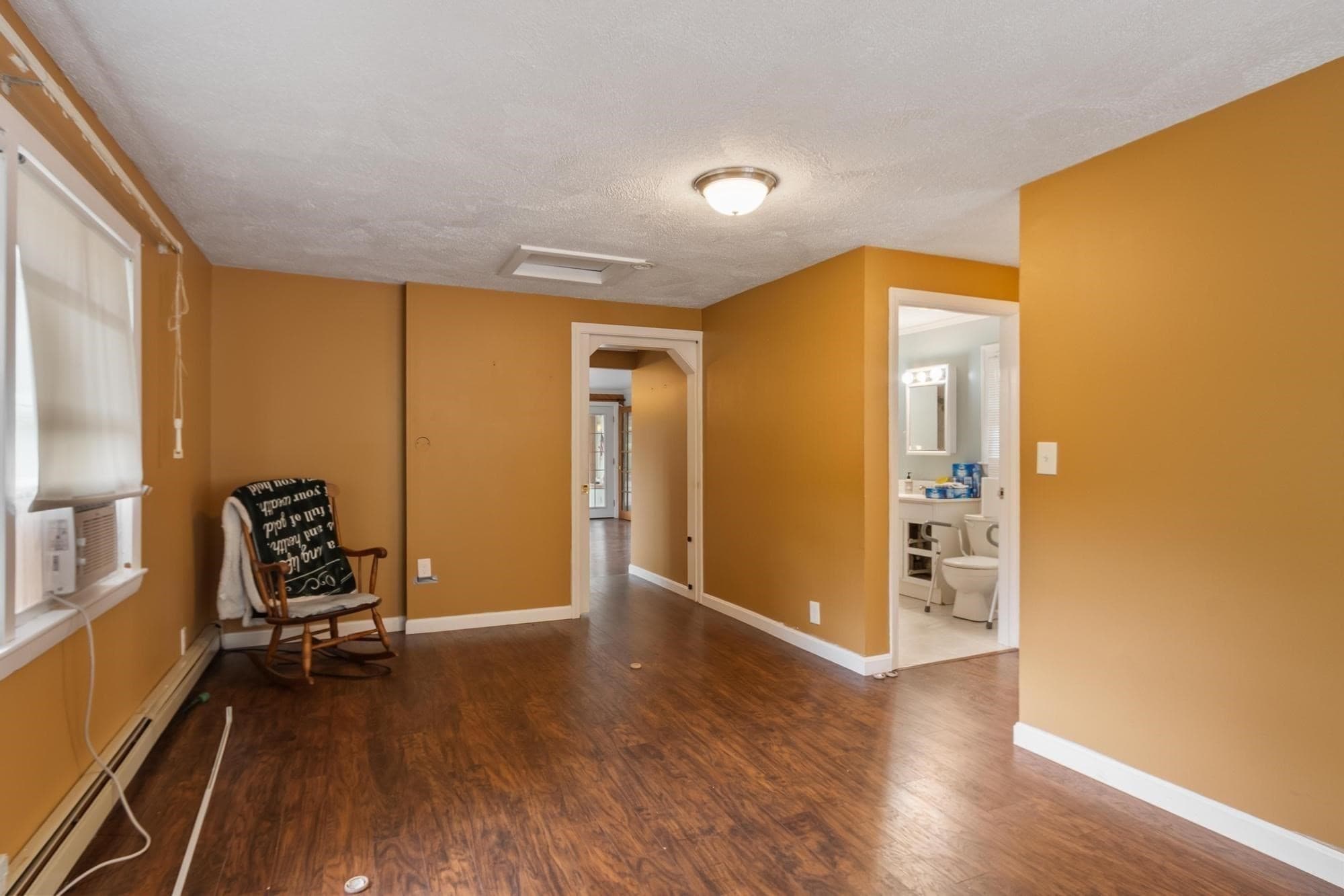 Single Family Residence at 4 Algonquin Rd, Chelmsford MA 01824, photo 15 of 31