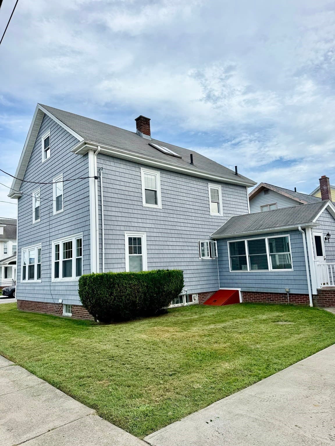 Single Family Residence at 148 Madison Street, Fall River MA 02720, Fall River, photo 3 of 22