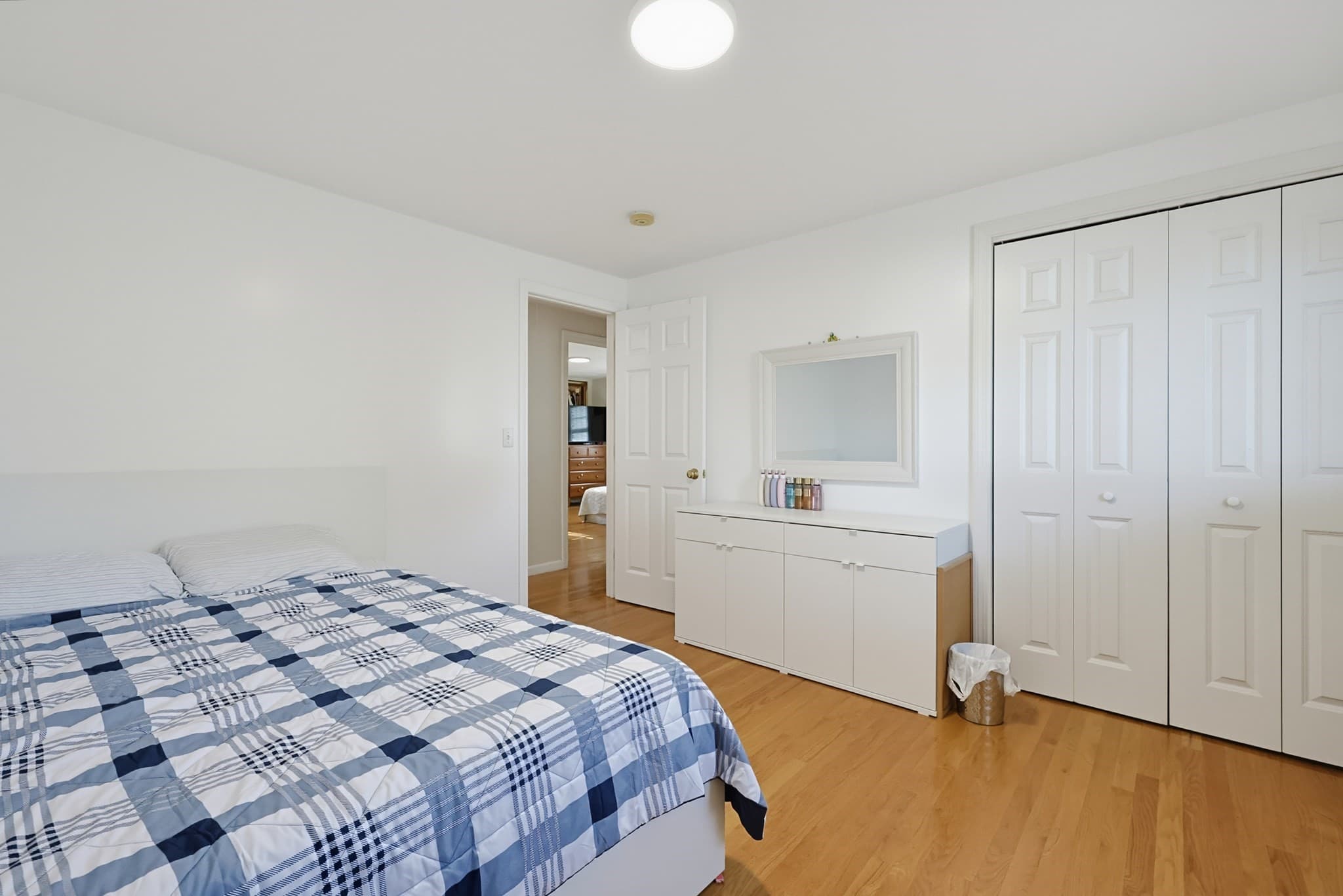 Single Family Residence at 5 Ivy Cir, Randolph MA 02368, Randolph, photo 22 of 36