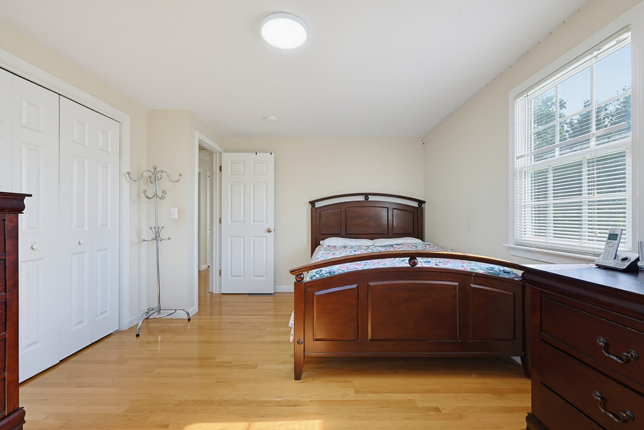 Single Family Residence at 5 Ivy Cir, Randolph MA 02368, Randolph, photo 20 of 36