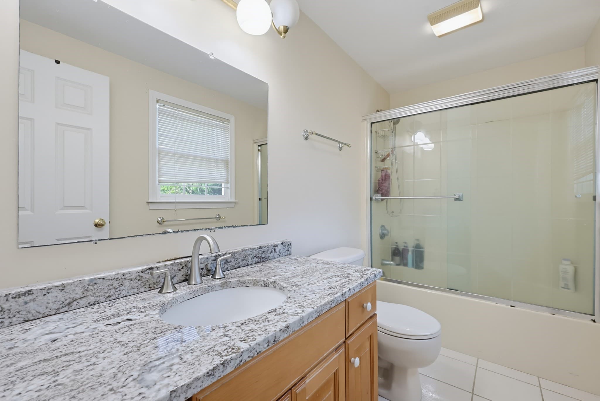 Single Family Residence at 5 Ivy Cir, Randolph MA 02368, Randolph, photo 19 of 36