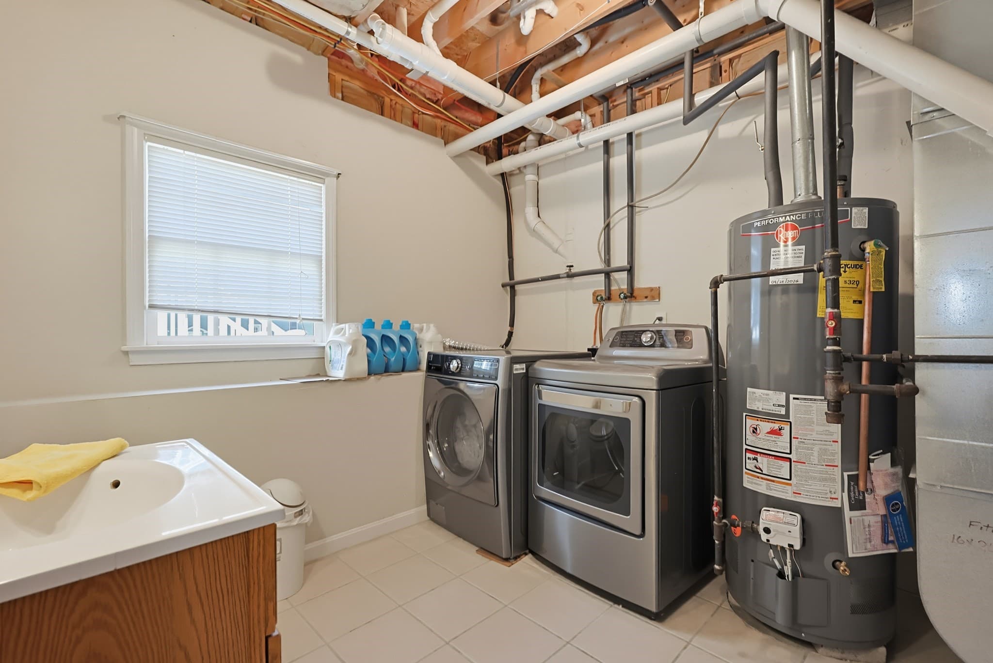 Single Family Residence at 5 Ivy Cir, Randolph MA 02368, Randolph, photo 29 of 36