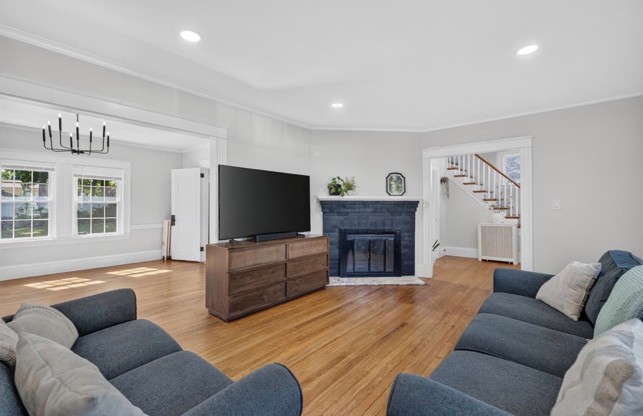 Single Family Residence at 118 Carroll Ave, Brockton MA 02301, Brockton, photo 9 of 14