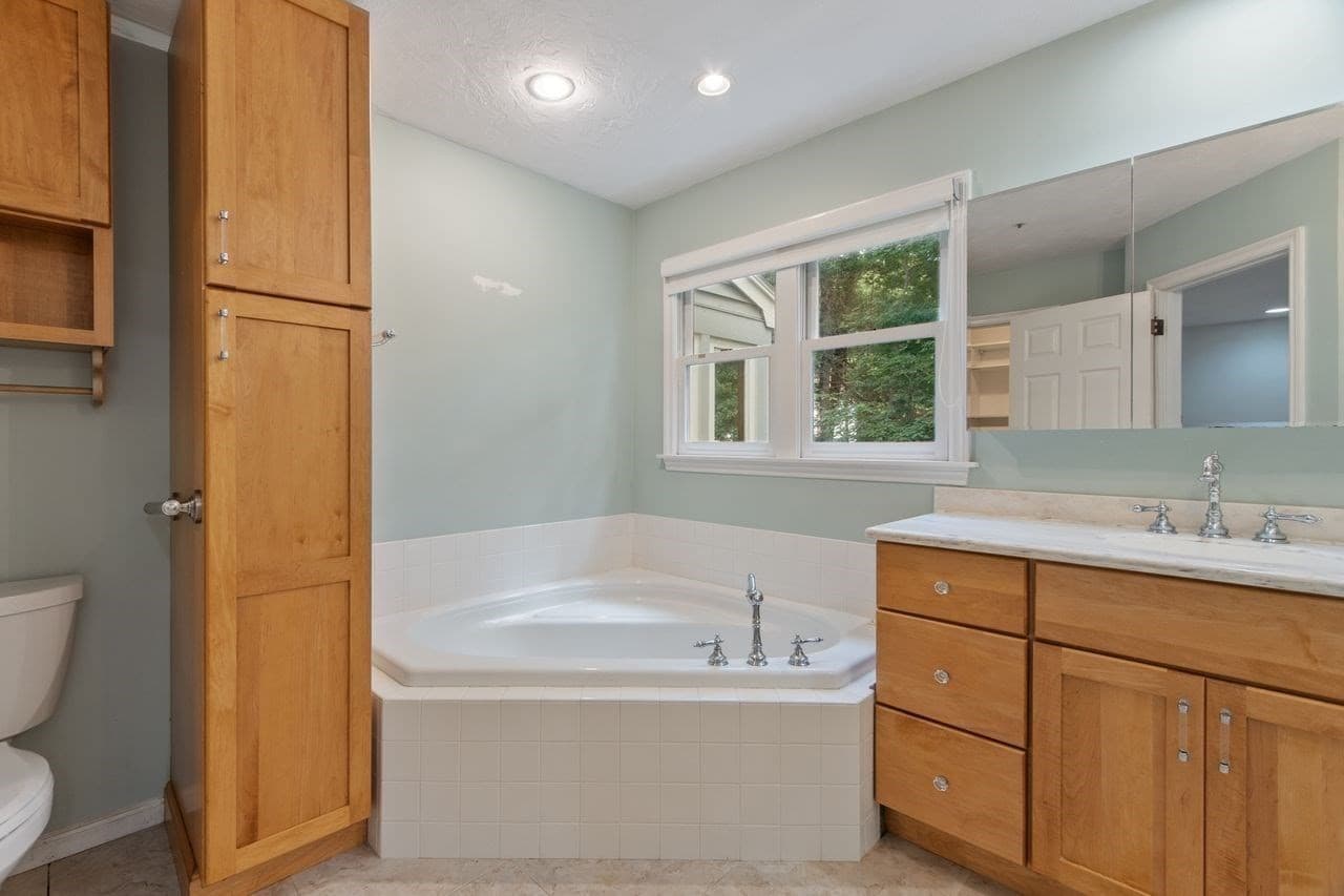 Single Family Residence at 57 Cobblestone Circle, North Andover MA 01845, North Andover, photo 18 of 36