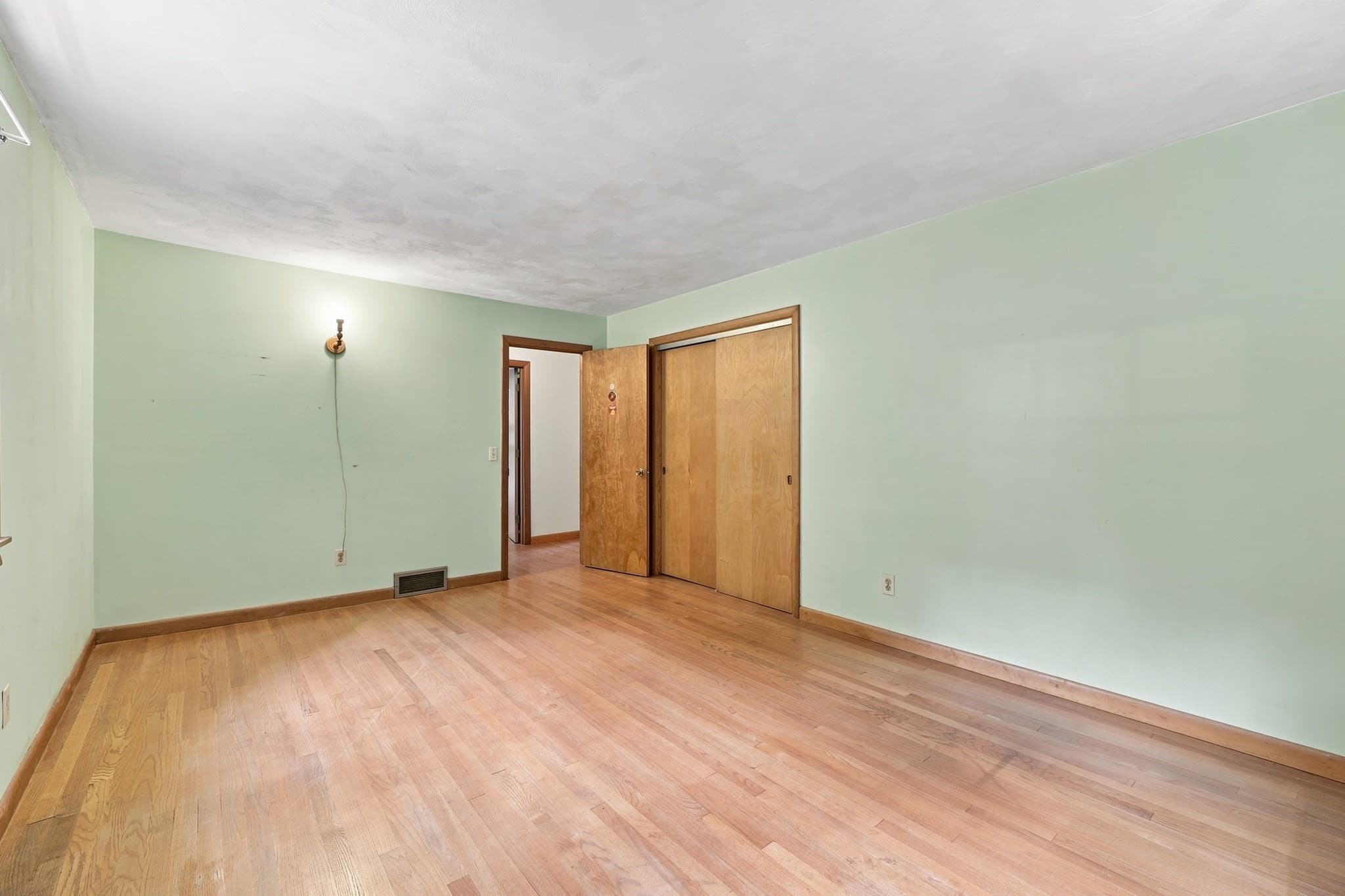 Single Family Residence at 200 Hockanum Rd, Hadley MA 01035, Hadley, photo 22 of 41