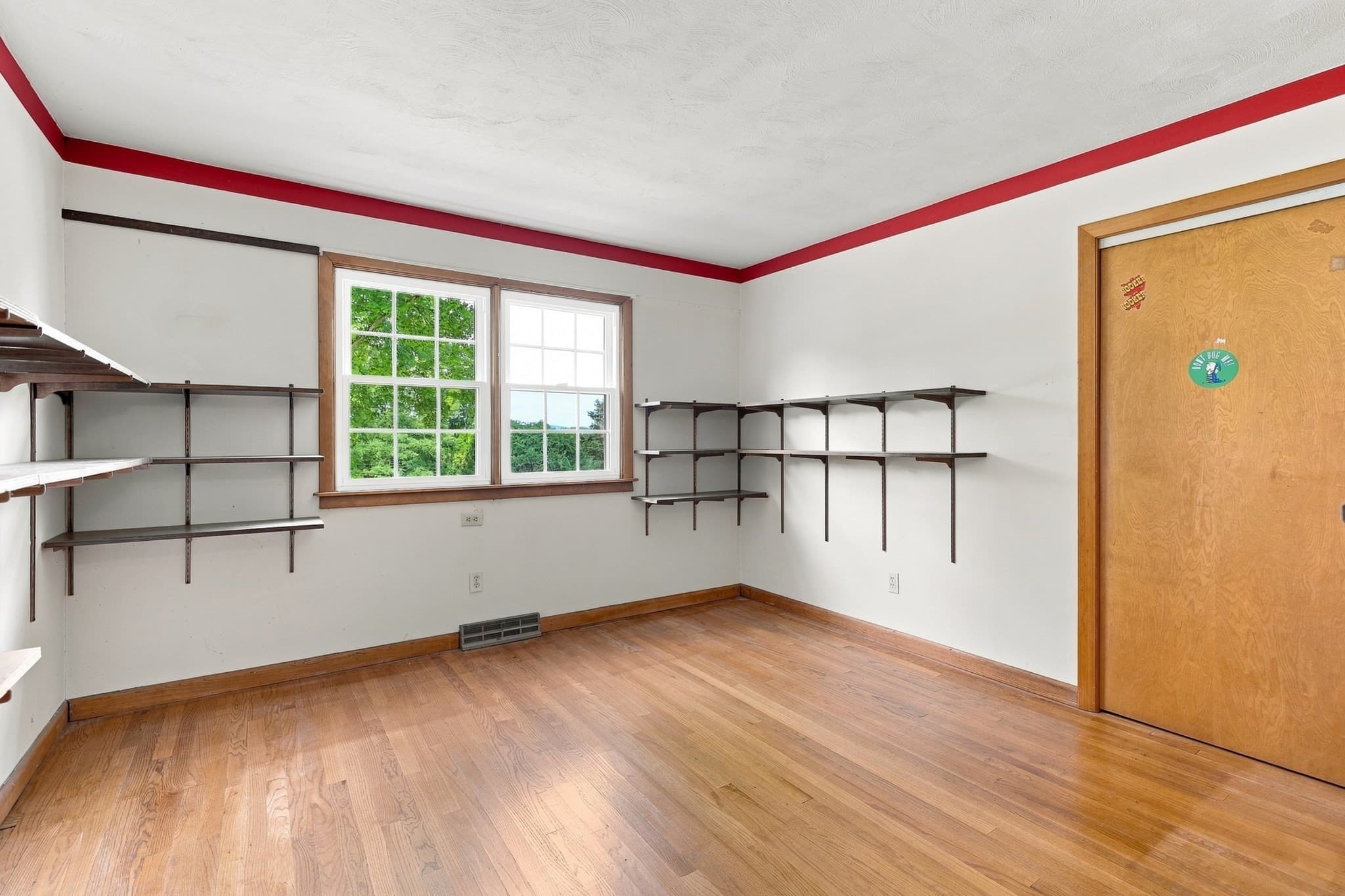 Single Family Residence at 200 Hockanum Rd, Hadley MA 01035, Hadley, photo 24 of 41