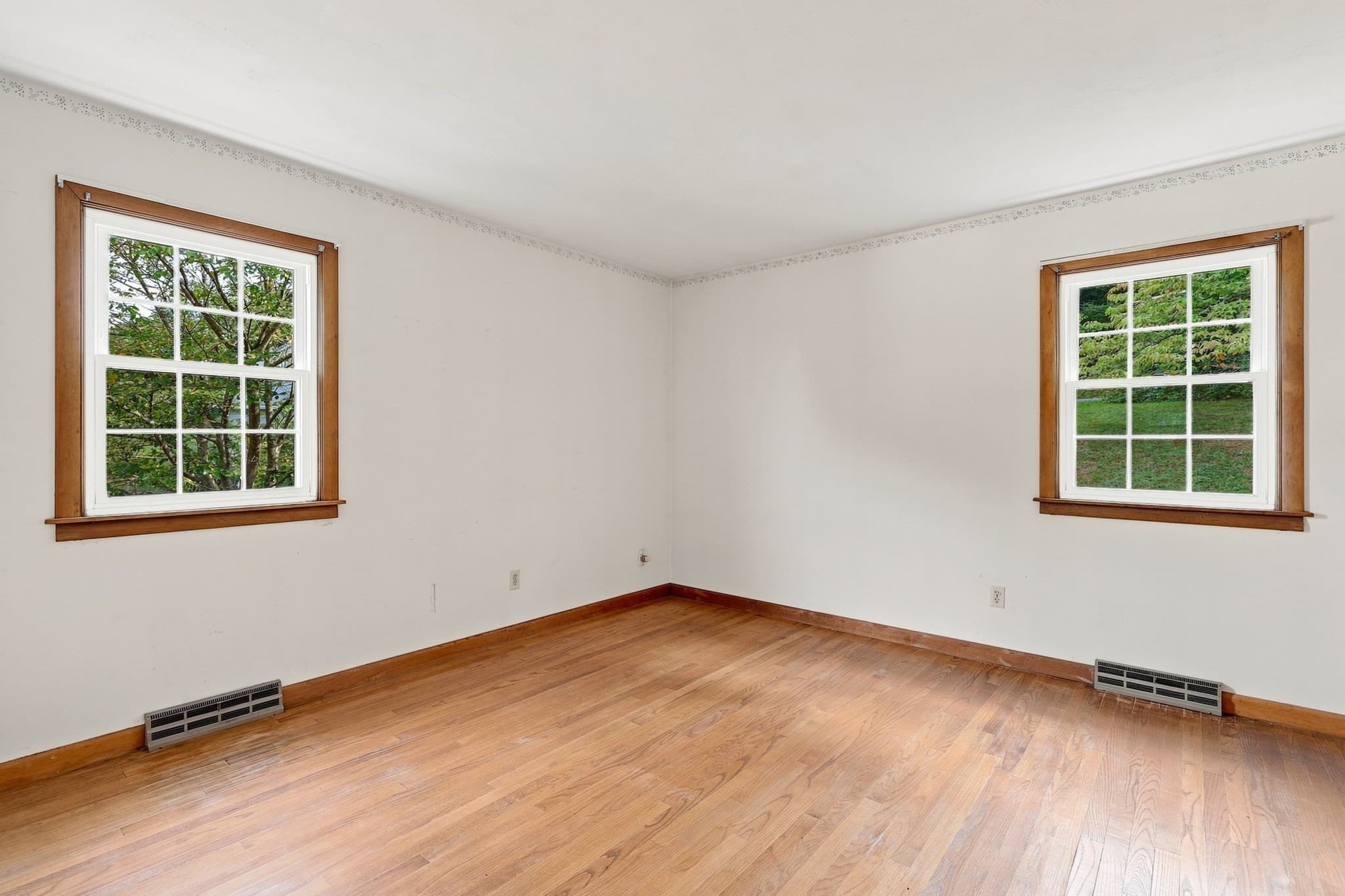 Single Family Residence at 200 Hockanum Rd, Hadley MA 01035, Hadley, photo 18 of 41