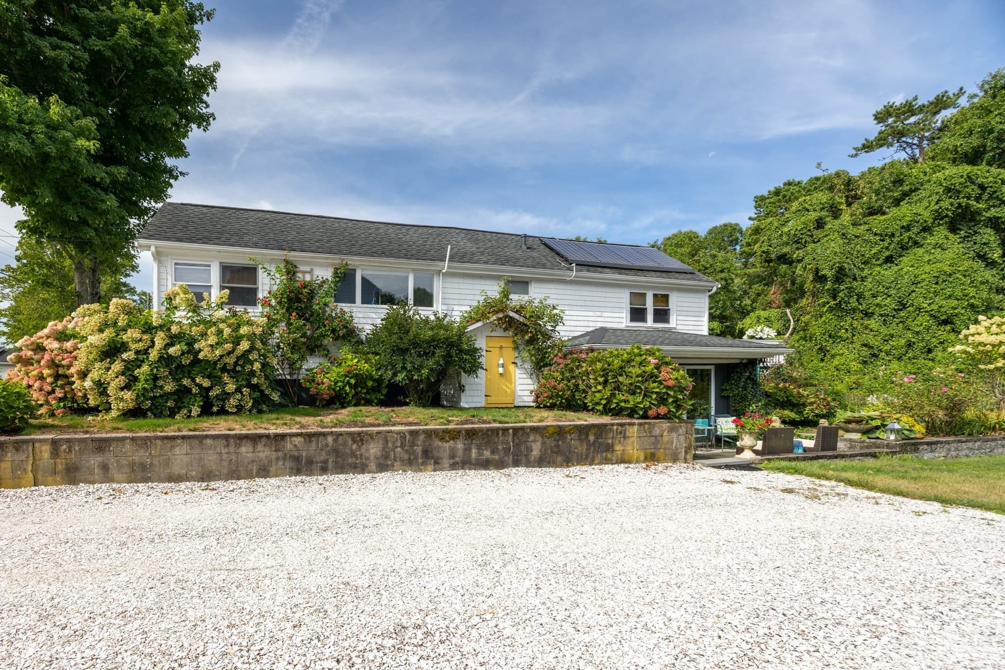 Single Family Residence at 13 Lincoln St, Wareham MA 02571, Wareham, photo 4 of 37