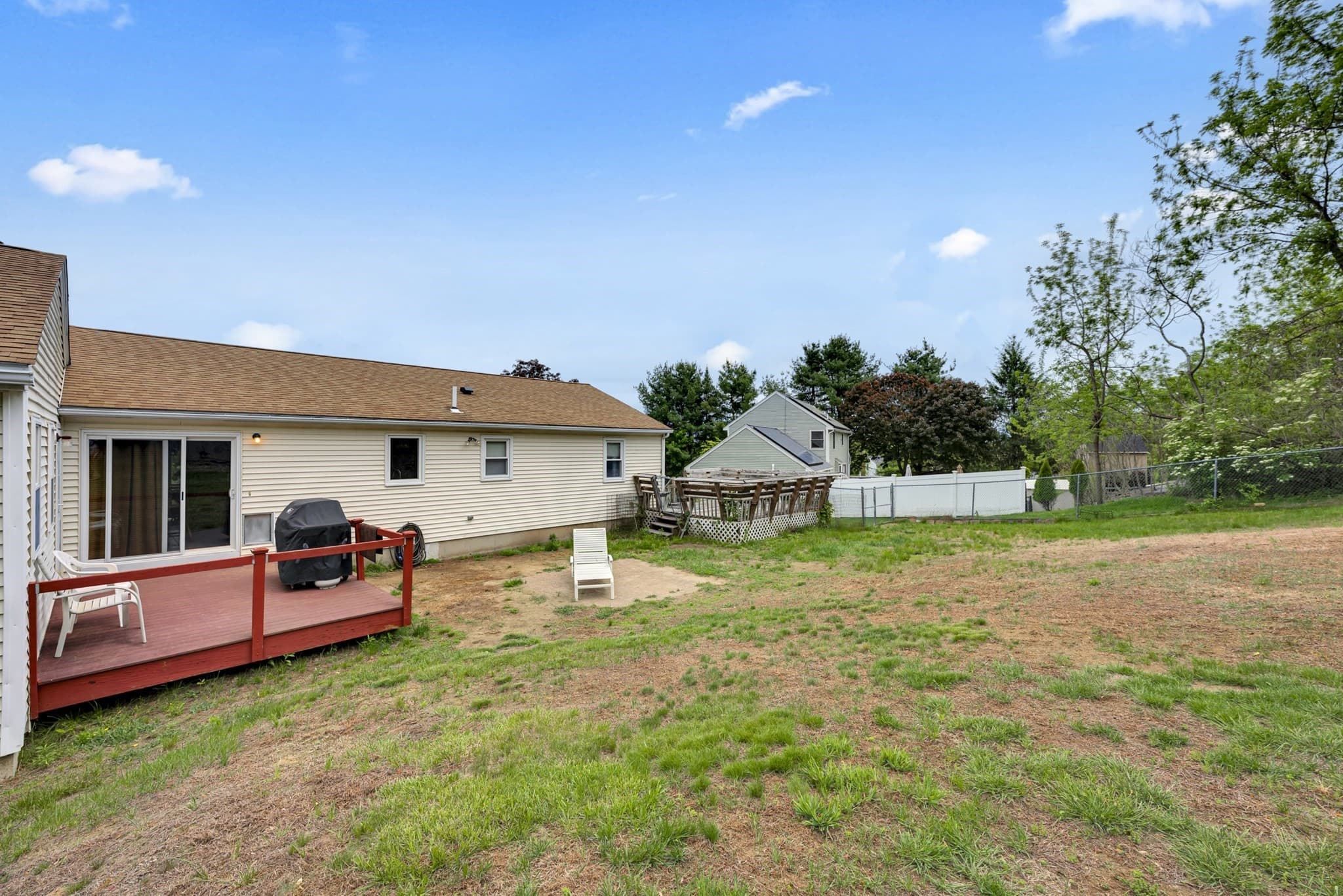 2 Family - 2 Units Side by Side at 101 Long Hill Dr, Leominster MA 01453, Leominster, photo 31 of 39