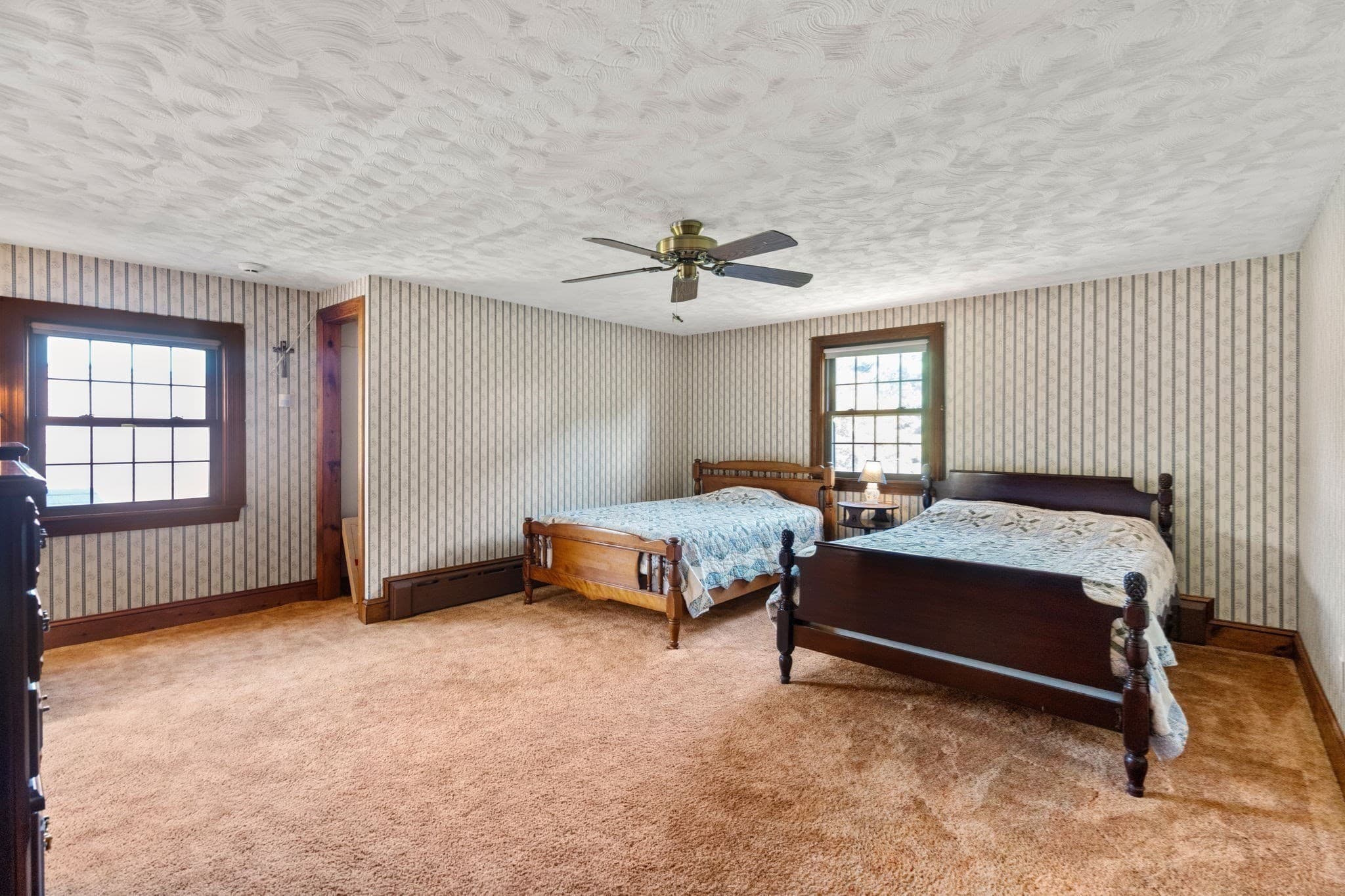 Single Family Residence at 283 Hamlin St, Acushnet MA 02743, Acushnet, photo 17 of 37