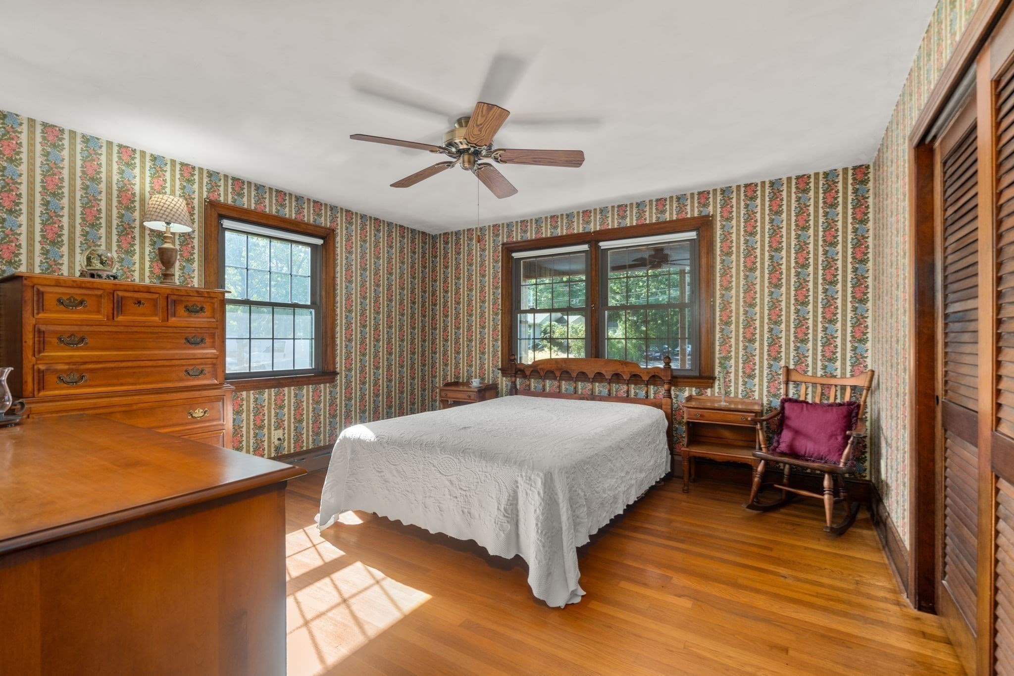 Single Family Residence at 283 Hamlin St, Acushnet MA 02743, Acushnet, photo 14 of 37