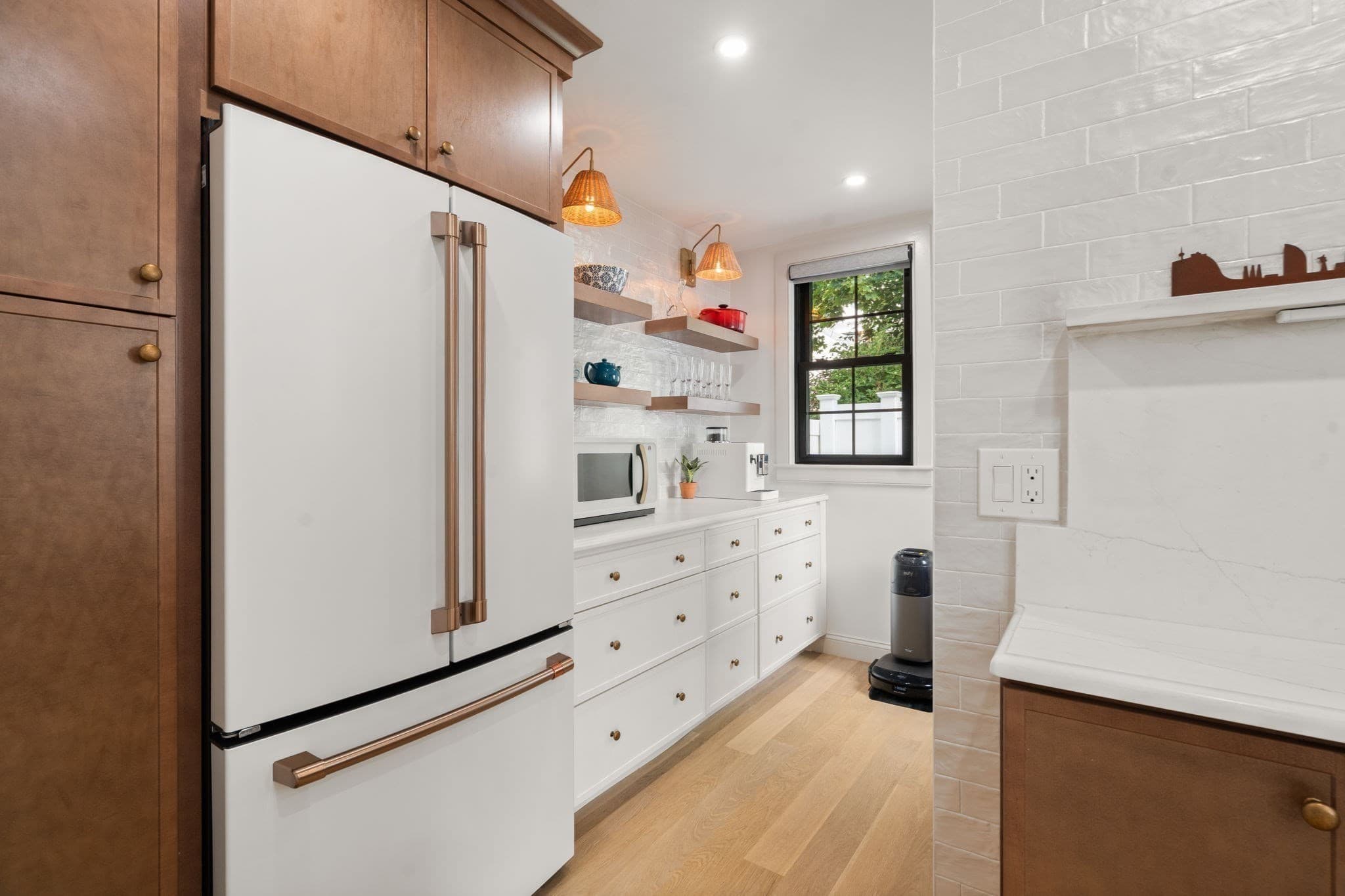 Single Family Residence at 2 Leeds Street, Boston MA 02127, Boston, photo 12 of 42