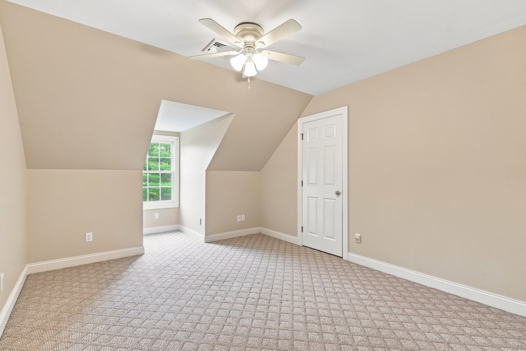 Single Family Residence at 70 Appaloosa Ln, West Springfield MA 01089, West Springfield, photo 32 of 42