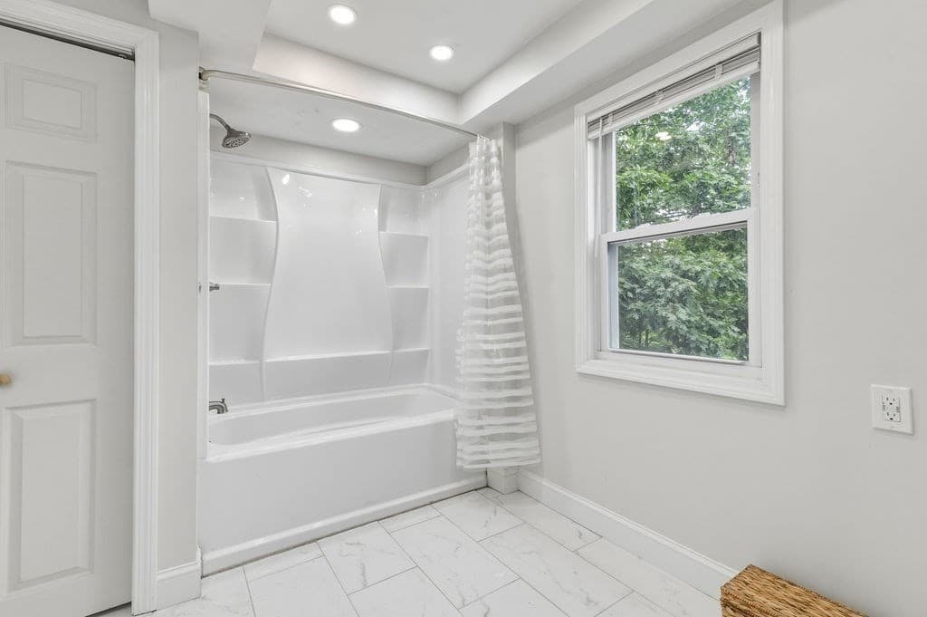 Single Family Residence at 1248 Pleasant St, Brockton MA 02301, Brockton, photo 23 of 41