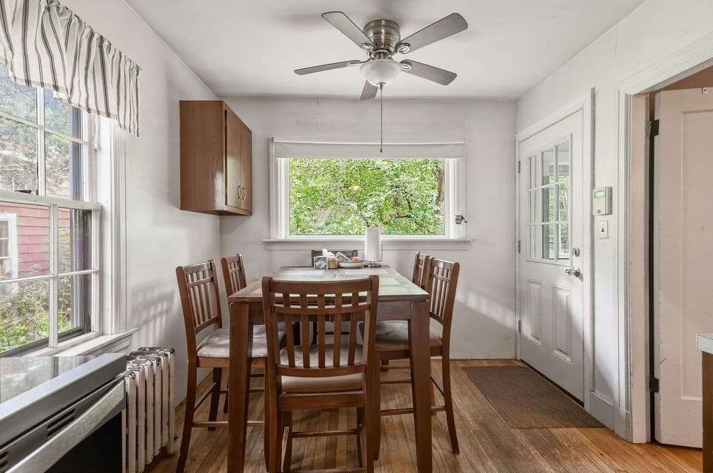 Single Family Residence at 1248 Pleasant St, Brockton MA 02301, Brockton, photo 8 of 41
