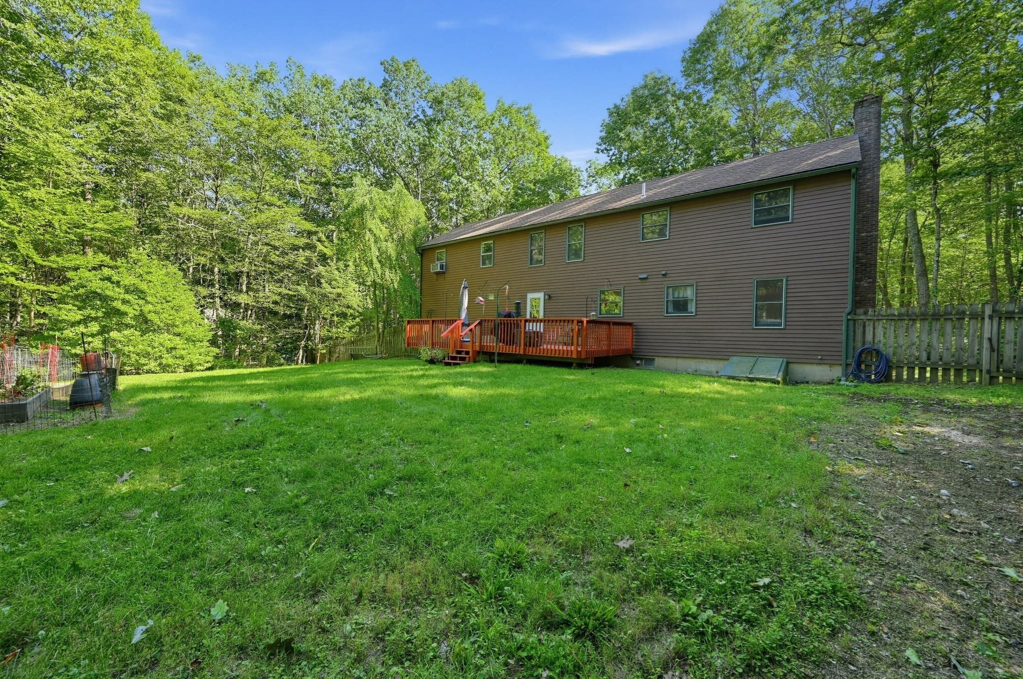 Single Family Residence at 6 Woodview Dr, Hubbardston MA 01452, Hubbardston, photo 35 of 40